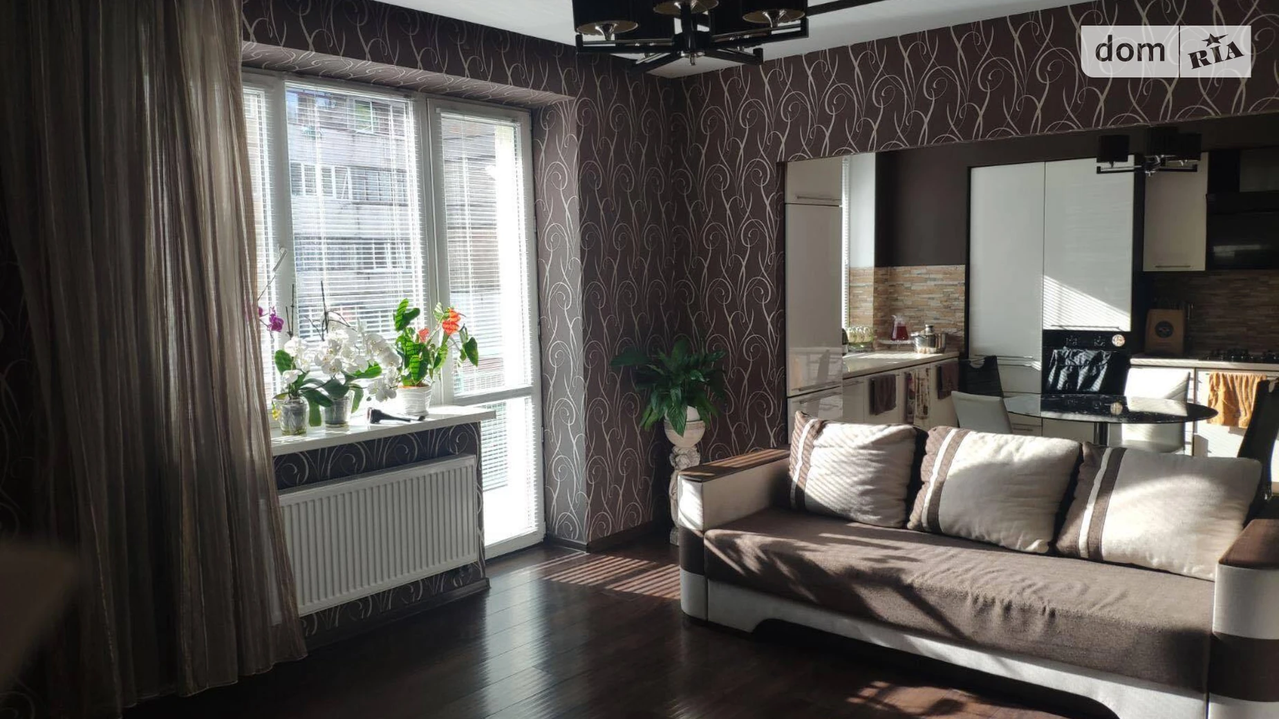Продается 2-комнатная квартира 71 кв. м в Львове, ул. Шафарика, 6А - фото 4