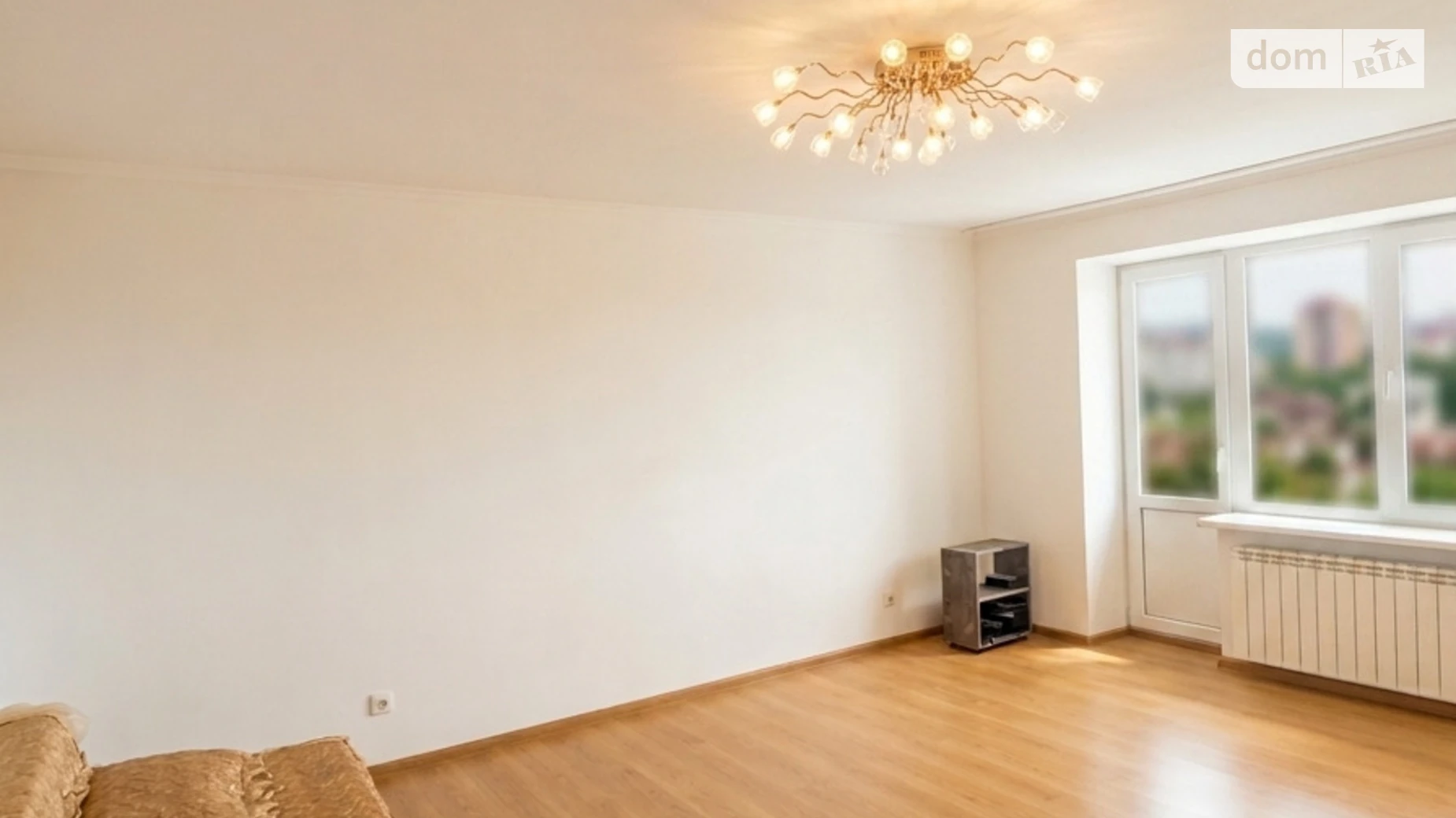 Продается 4-комнатная квартира 79.2 кв. м в Тараще, цена: 60000 $ - фото 2