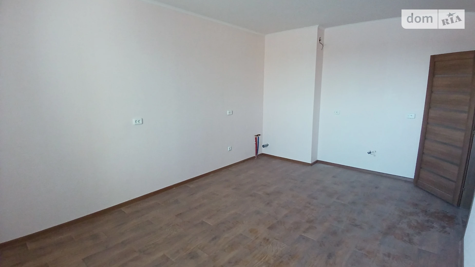Продается 1-комнатная квартира 48 кв. м в Киеве, ул. Ревуцкого, 54 - фото 3
