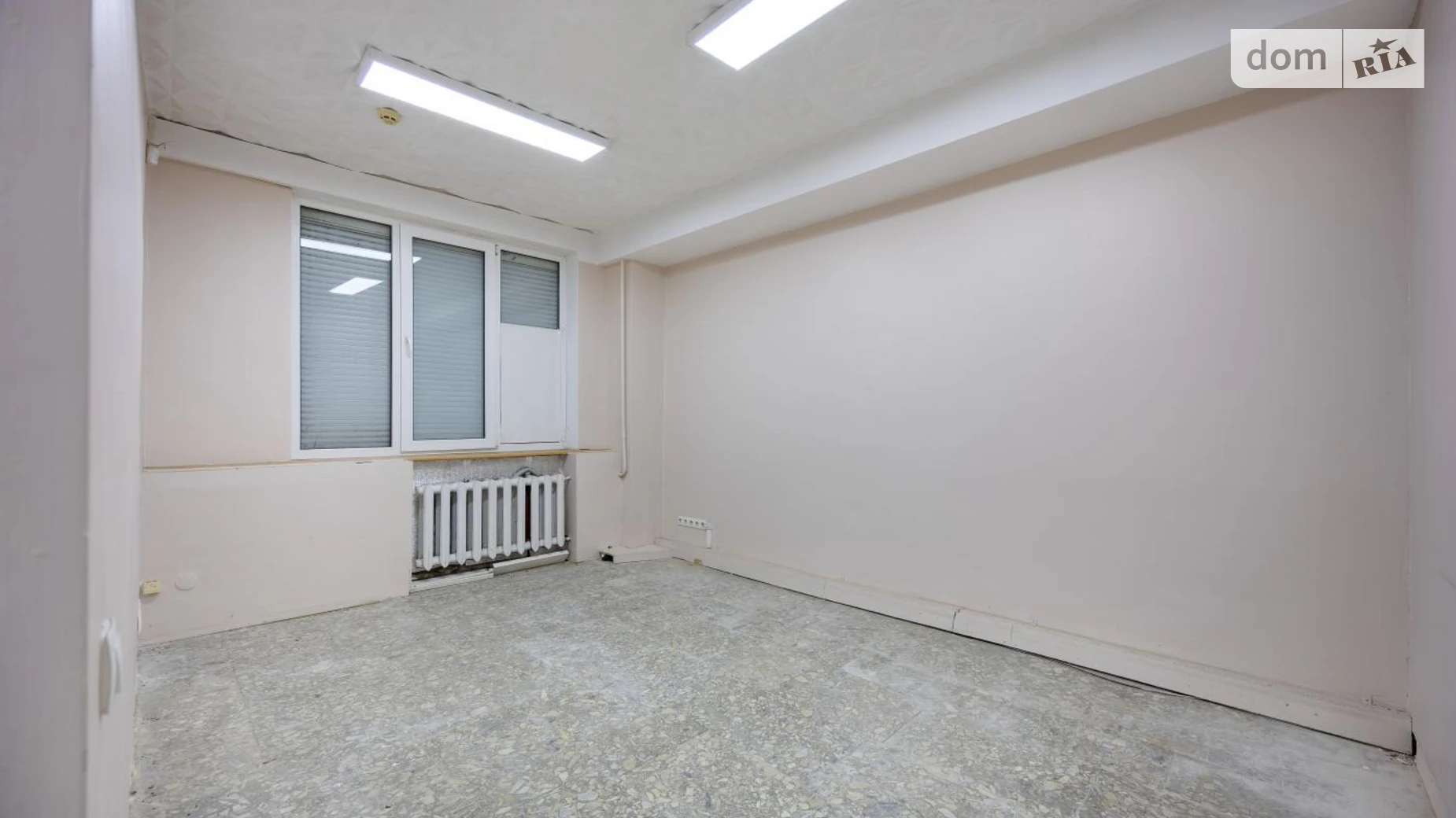 Продается офис 1396.1 кв. м в бизнес-центре, цена: 1300000 $ - фото 4