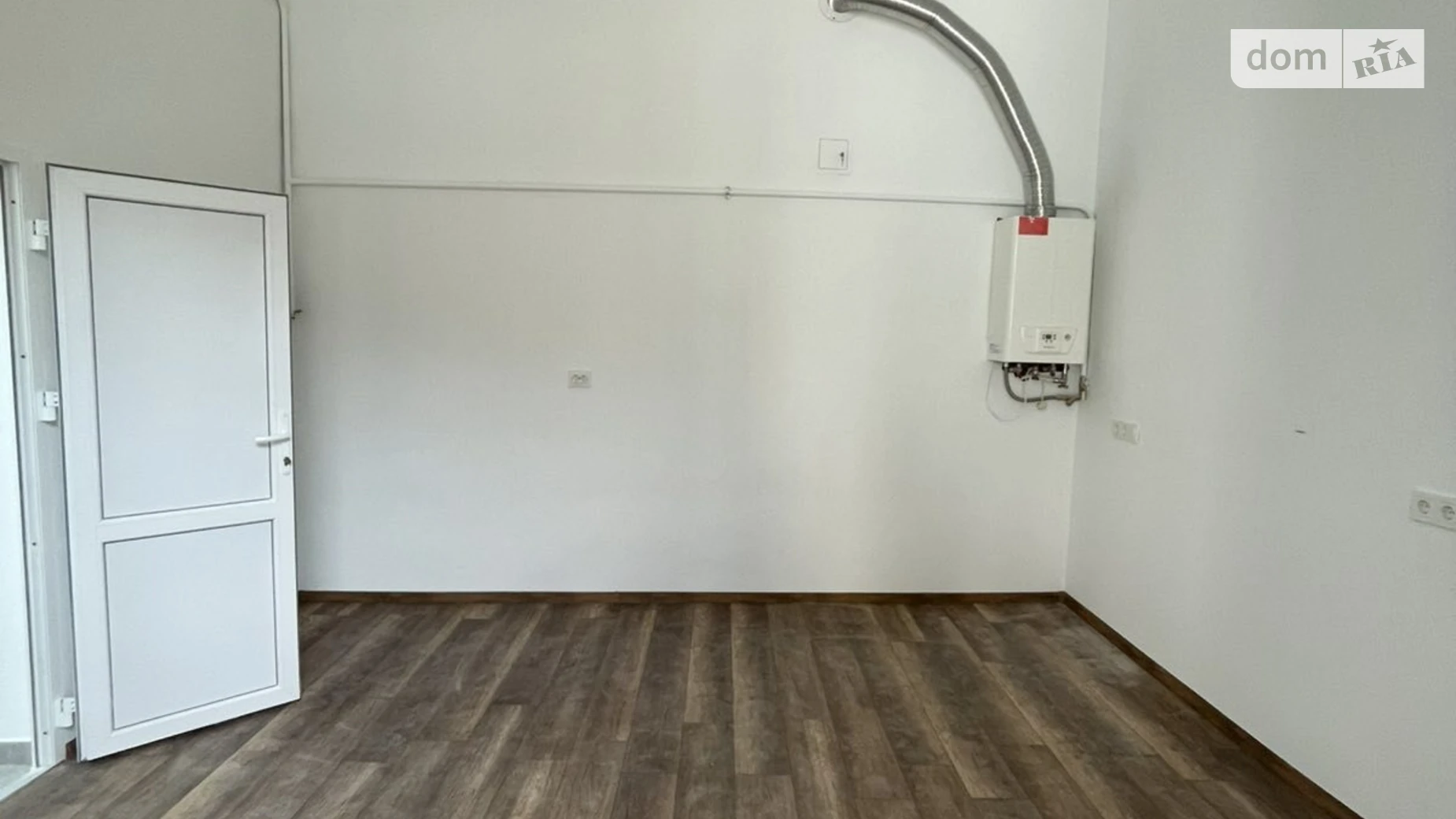 Сдается в аренду офис 59.7 кв. м в бизнес-центре, цена: 650 $ - фото 5