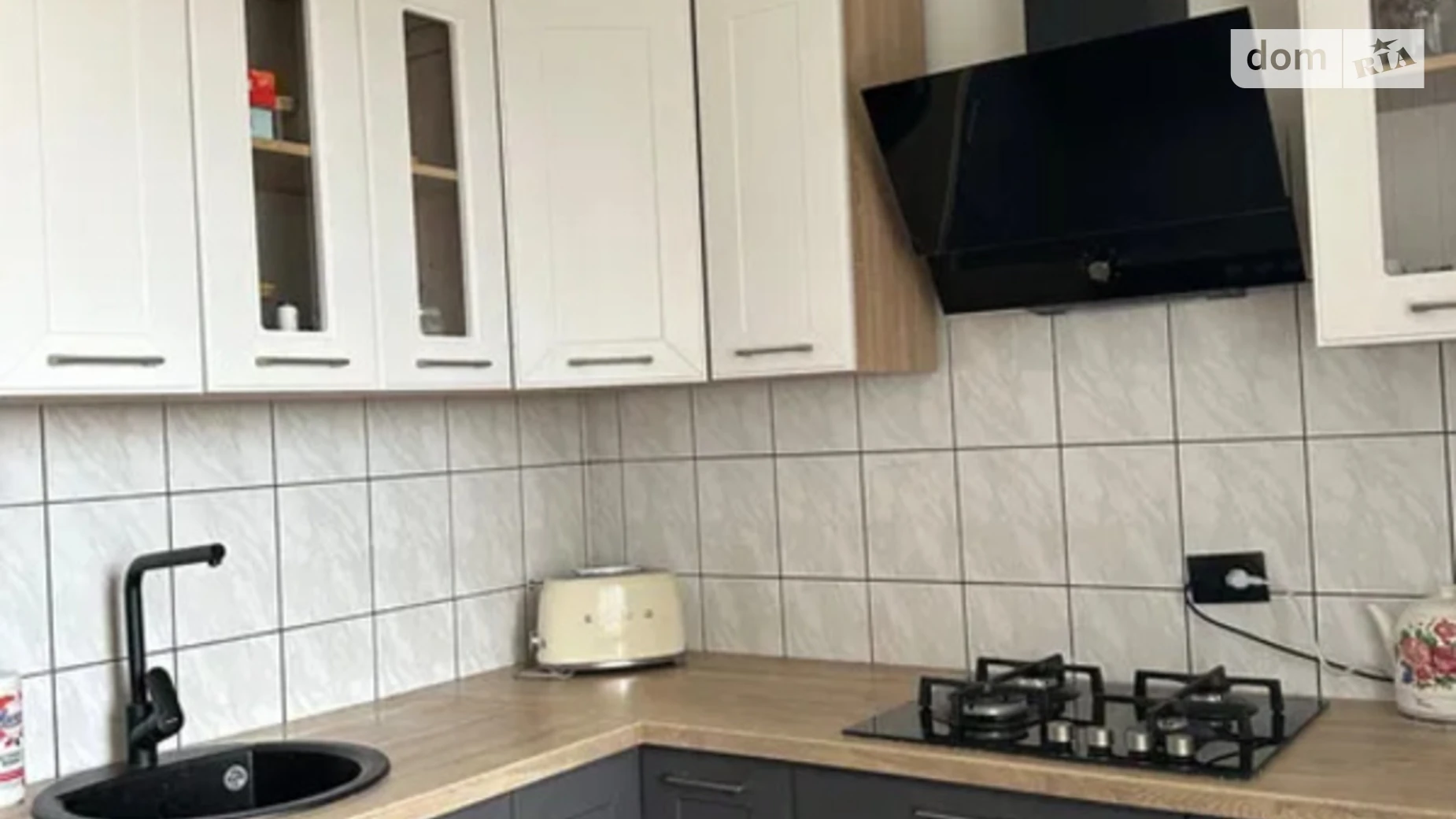 Продается 4-комнатная квартира 76 кв. м в Львове, ул. Воздушная - фото 2