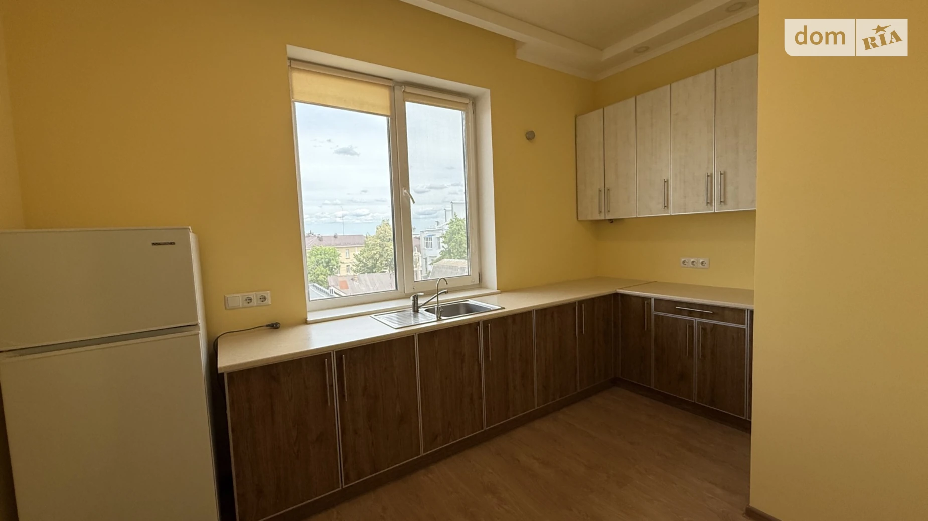 Сдается в аренду офис 90.8 кв. м в бизнес-центре, цена: 43000 грн - фото 4