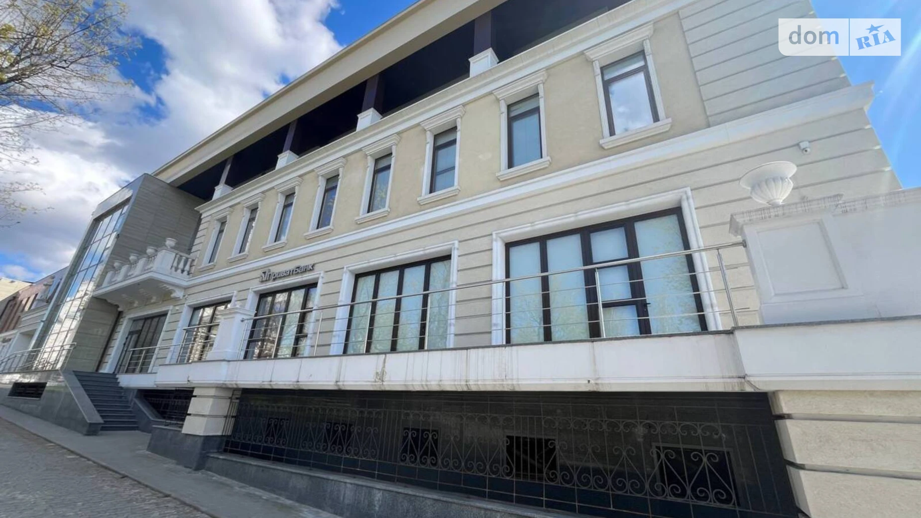 Сдается в аренду объект сферы услуг 308.16 кв. м в 2-этажном здании, цена: 107856 грн - фото 5
