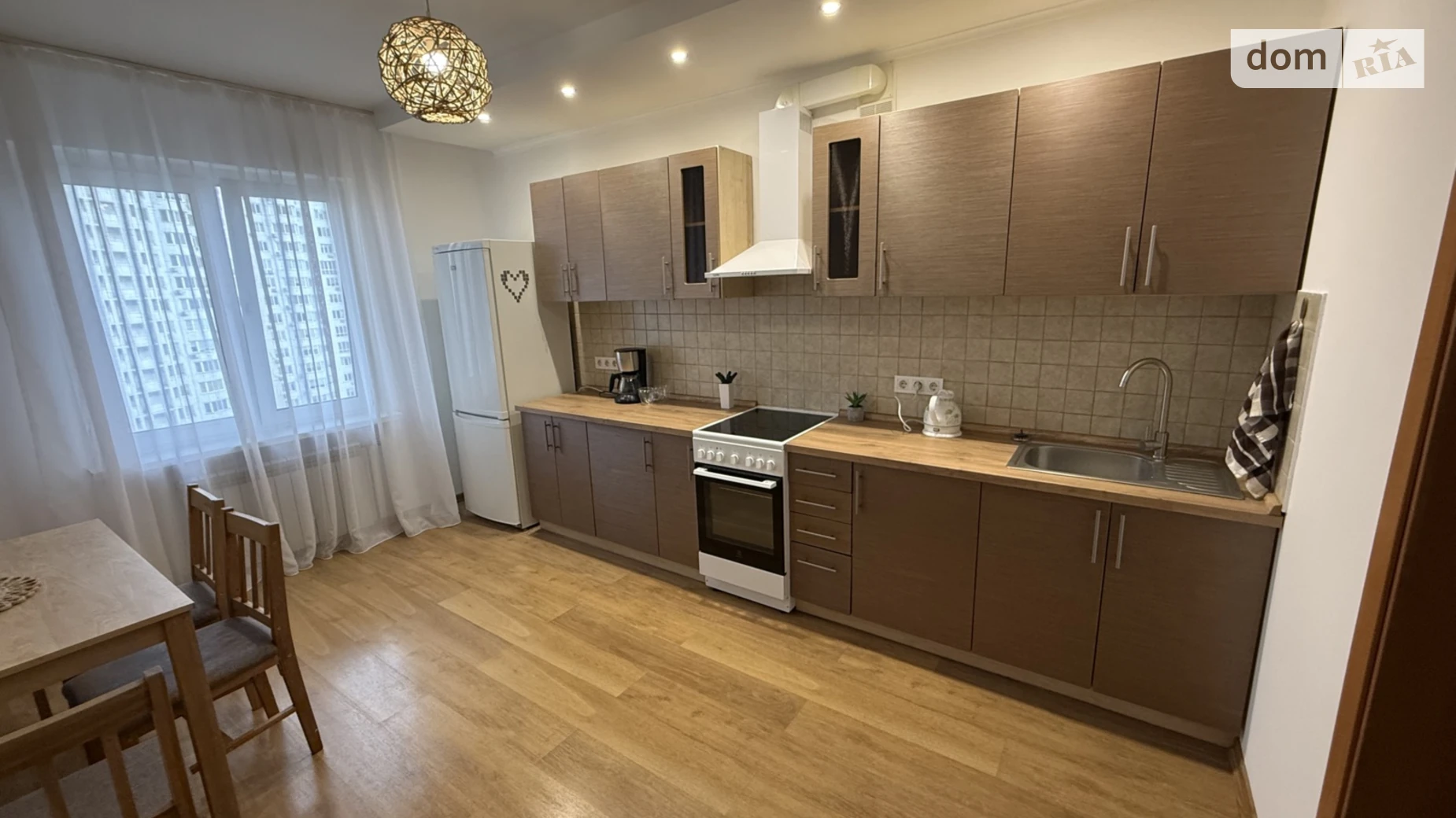 Сдается в аренду 3-комнатная квартира 90.8 кв. м в Киеве, ул. Чавдар Елизаветы, 6 - фото 3