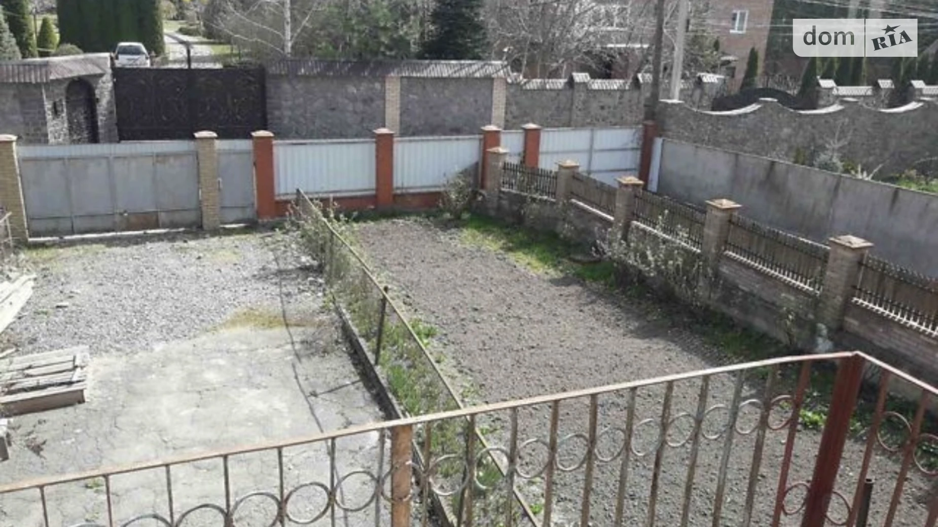 Продается дом на 2 этажа 264.3 кв. м с баней/сауной, цена: 240000 € - фото 2
