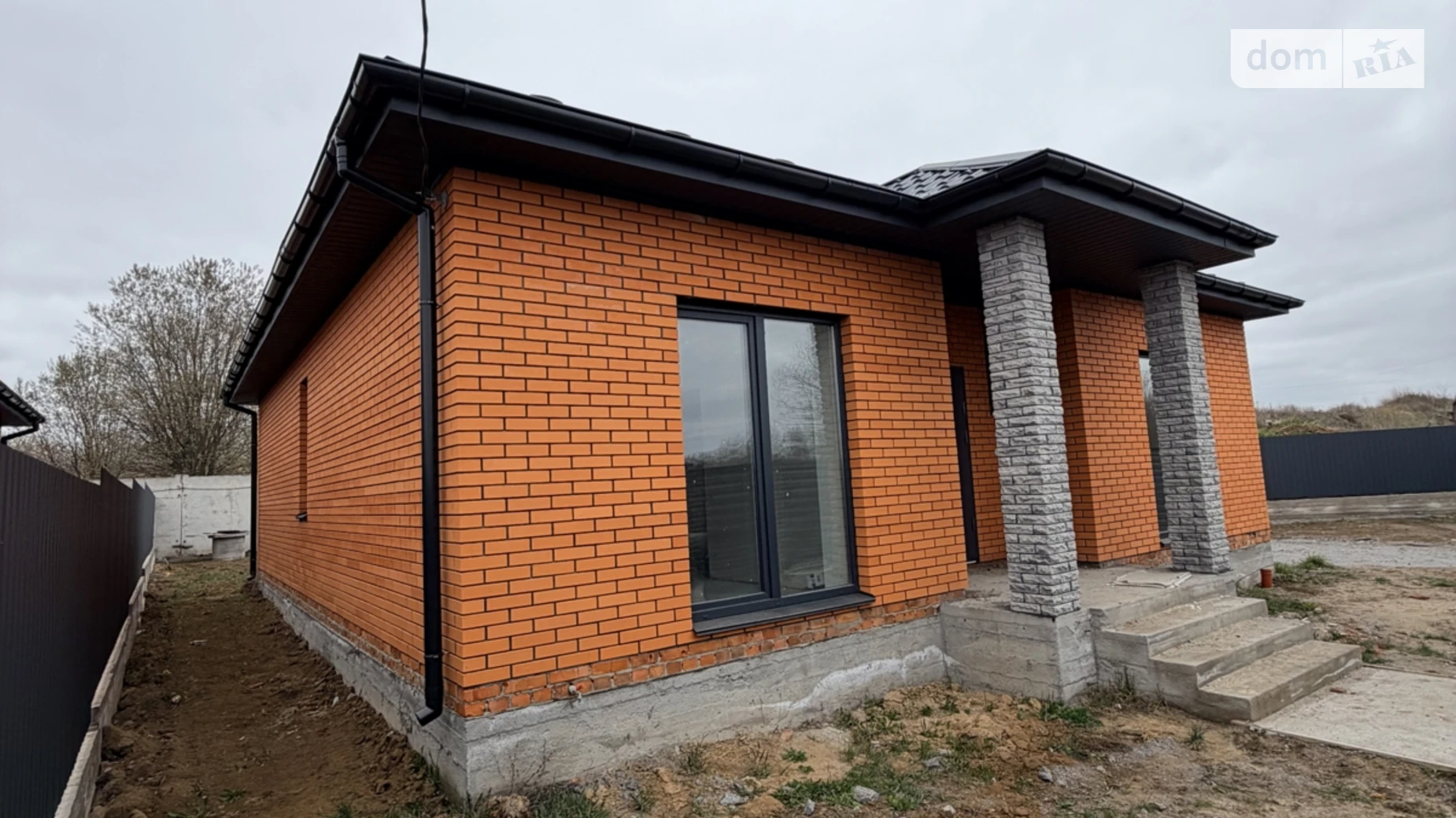 Продается одноэтажный дом 100 кв. м с беседкой, цена: 105000 $ - фото 2