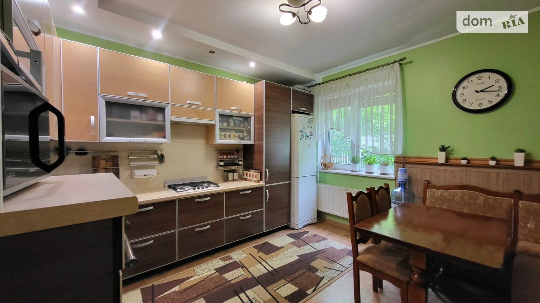 Продается дом на 2 этажа 193 кв. м с участком, цена: 280000 $ - фото 2