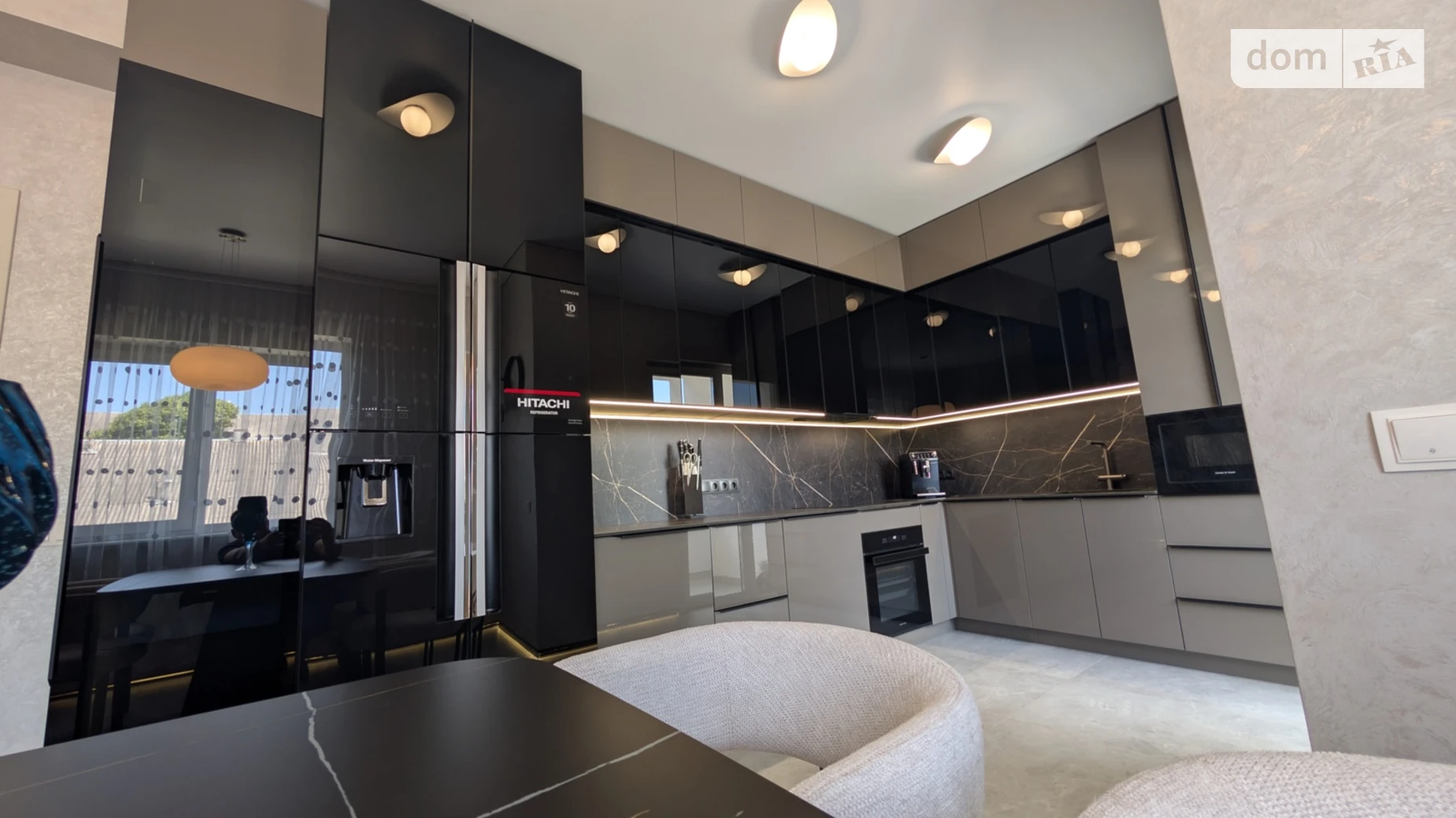 Продается 2-комнатная квартира 63 кв. м в Мукачеве, цена: 145000 $ - фото 3