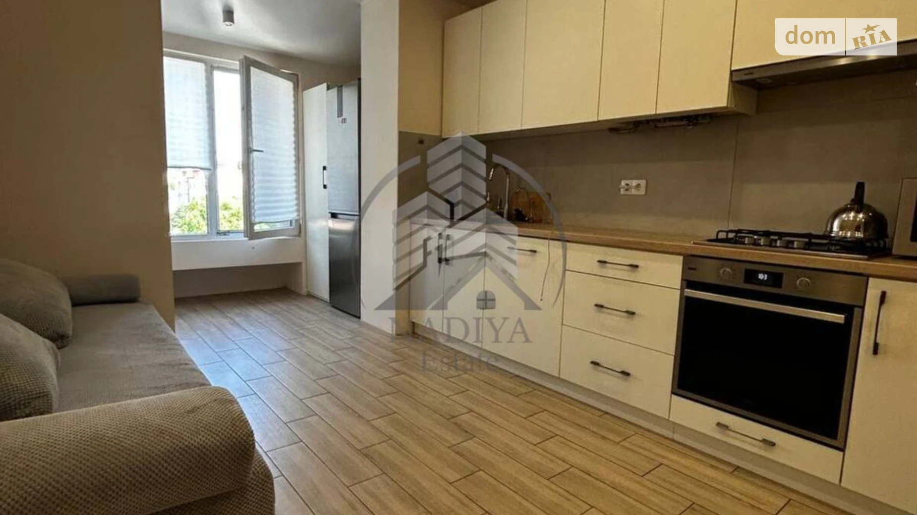 Продается 1-комнатная квартира 50.2 кв. м в Львове, ул. Космическая - фото 3