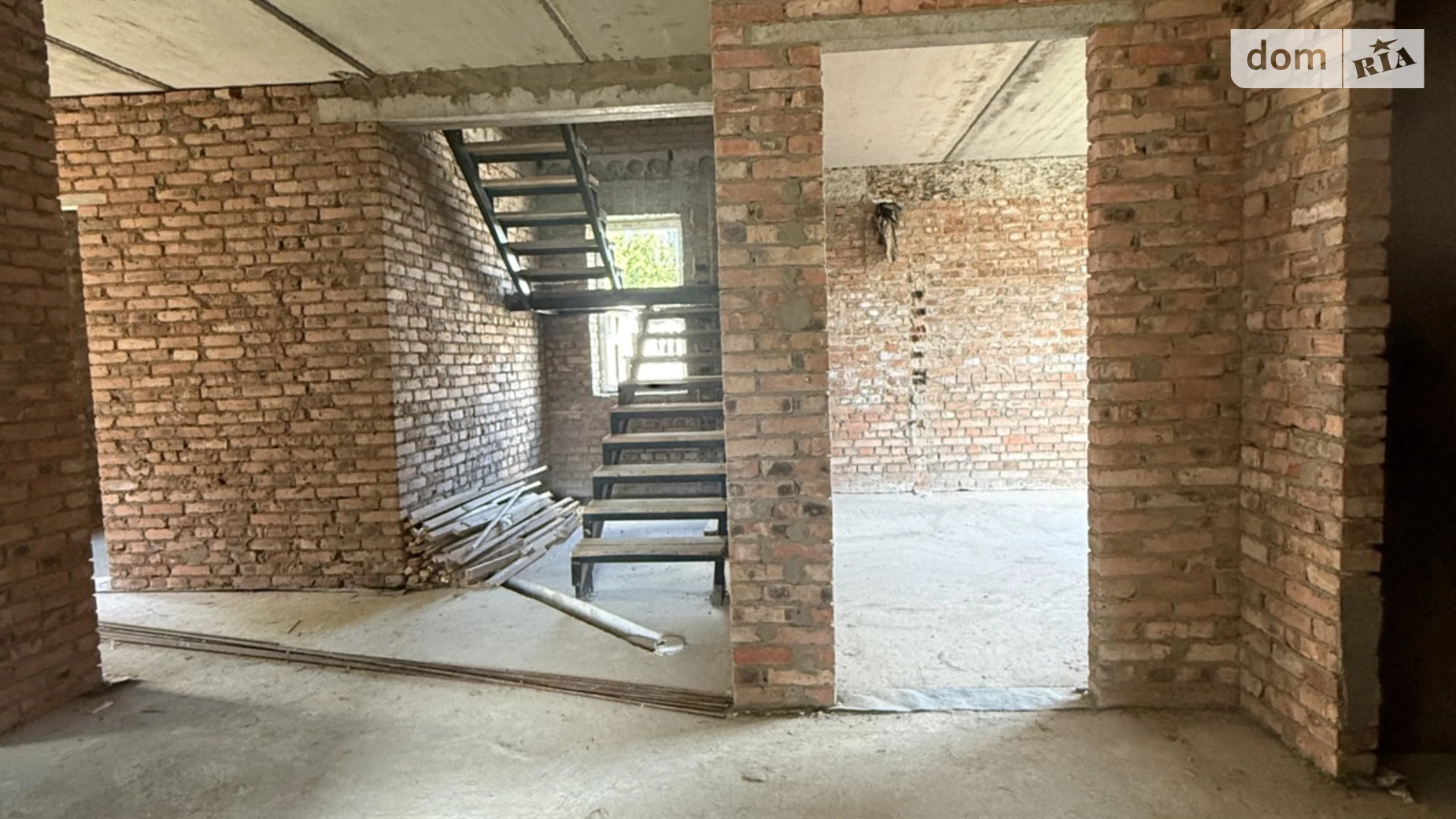 Продается дом на 2 этажа 230 кв. м с верандой, цена: 145000 $ - фото 4