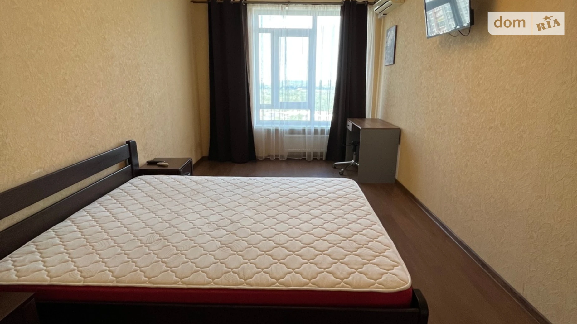 Продается 2-комнатная квартира 66.3 кв. м в Киеве, ул. Ракетная, 24 - фото 2