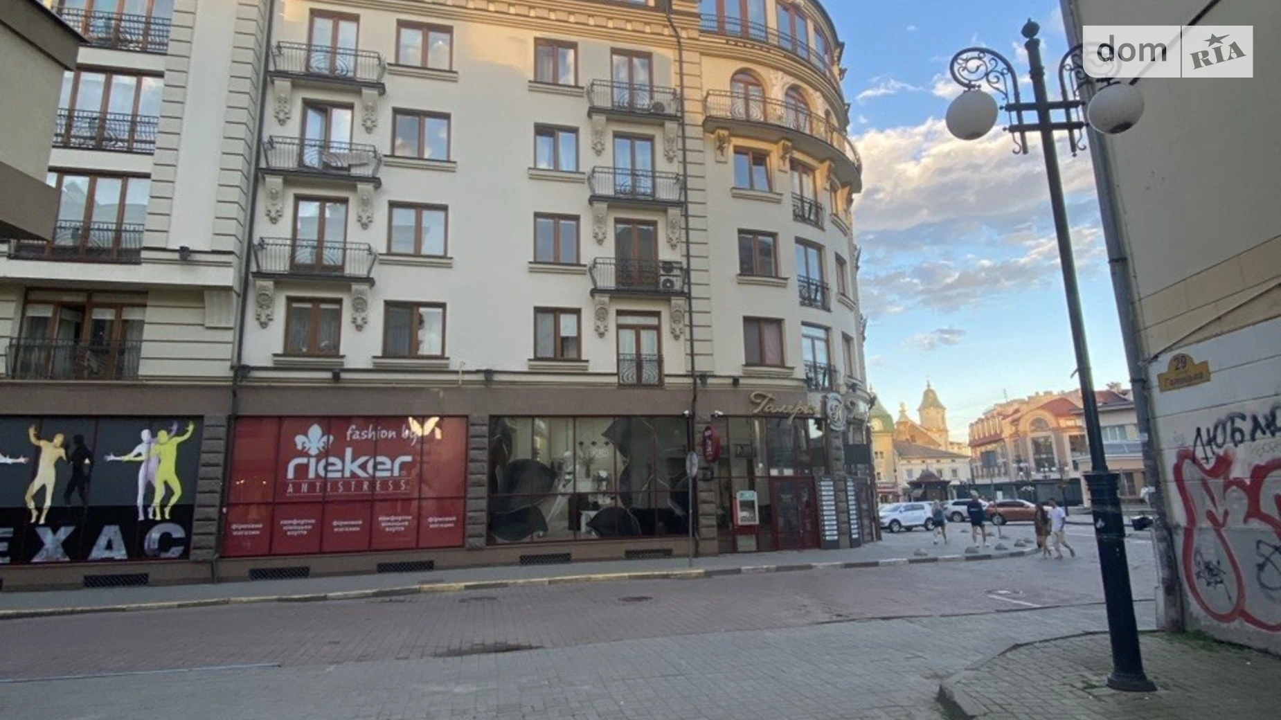 Продается 3-комнатная квартира 126.3 кв. м в Ивано-Франковске, пл. Рынок, 1 - фото 5
