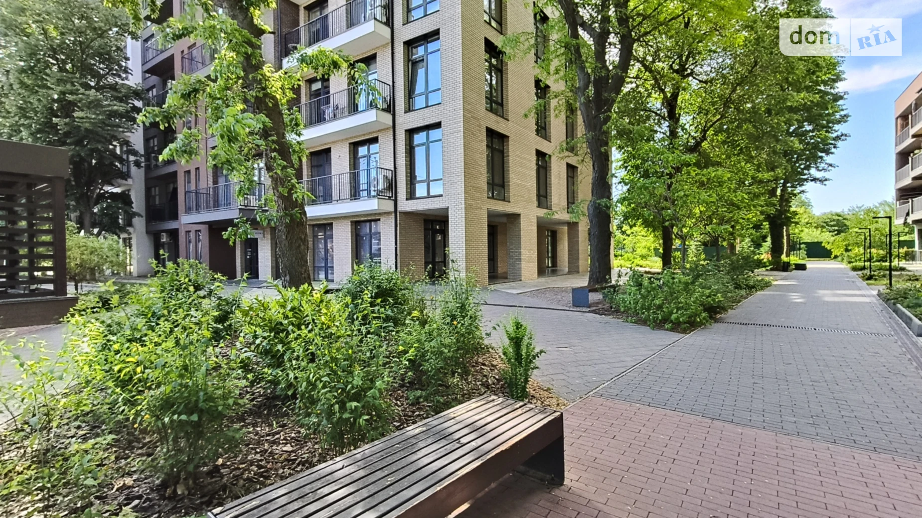 Продається 1-кімнатна квартира 67 кв. м у Одесі, вул. Дмитріївська(Дмитрія Донського) - фото 2