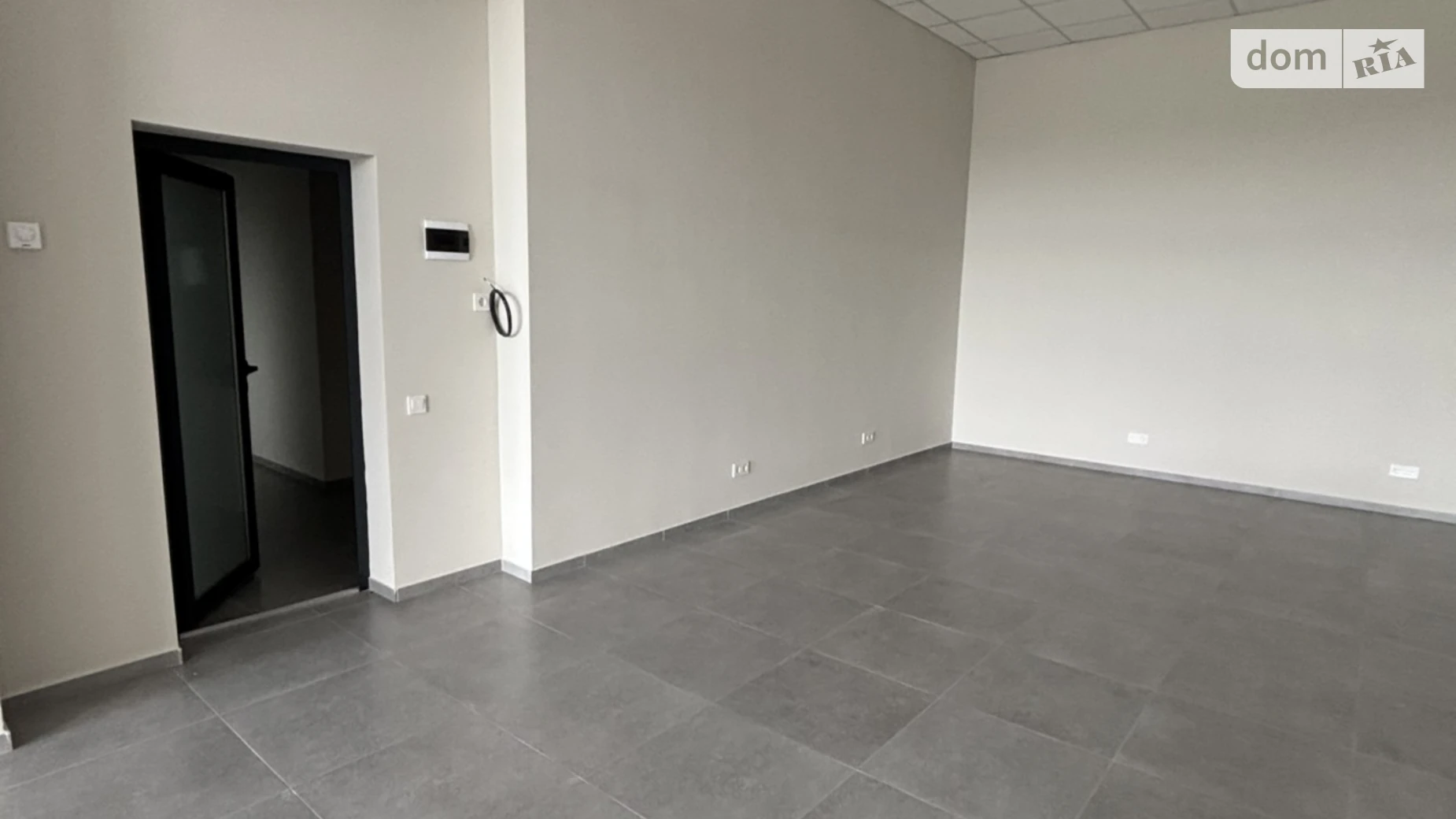 Сдается в аренду офис 73.3 кв. м в бизнес-центре, цена: 864 $ - фото 5