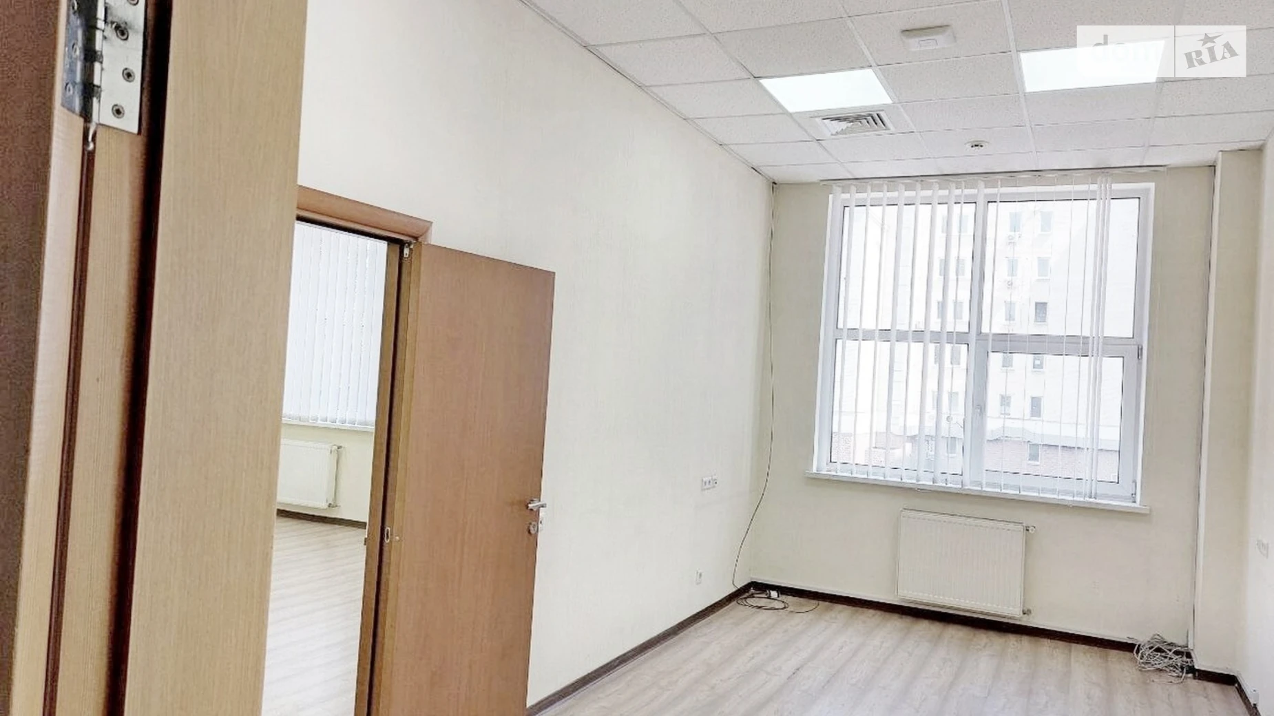 Сдается в аренду помещения свободного назначения 105 кв. м в 5-этажном здании, цена: 40105 грн - фото 4
