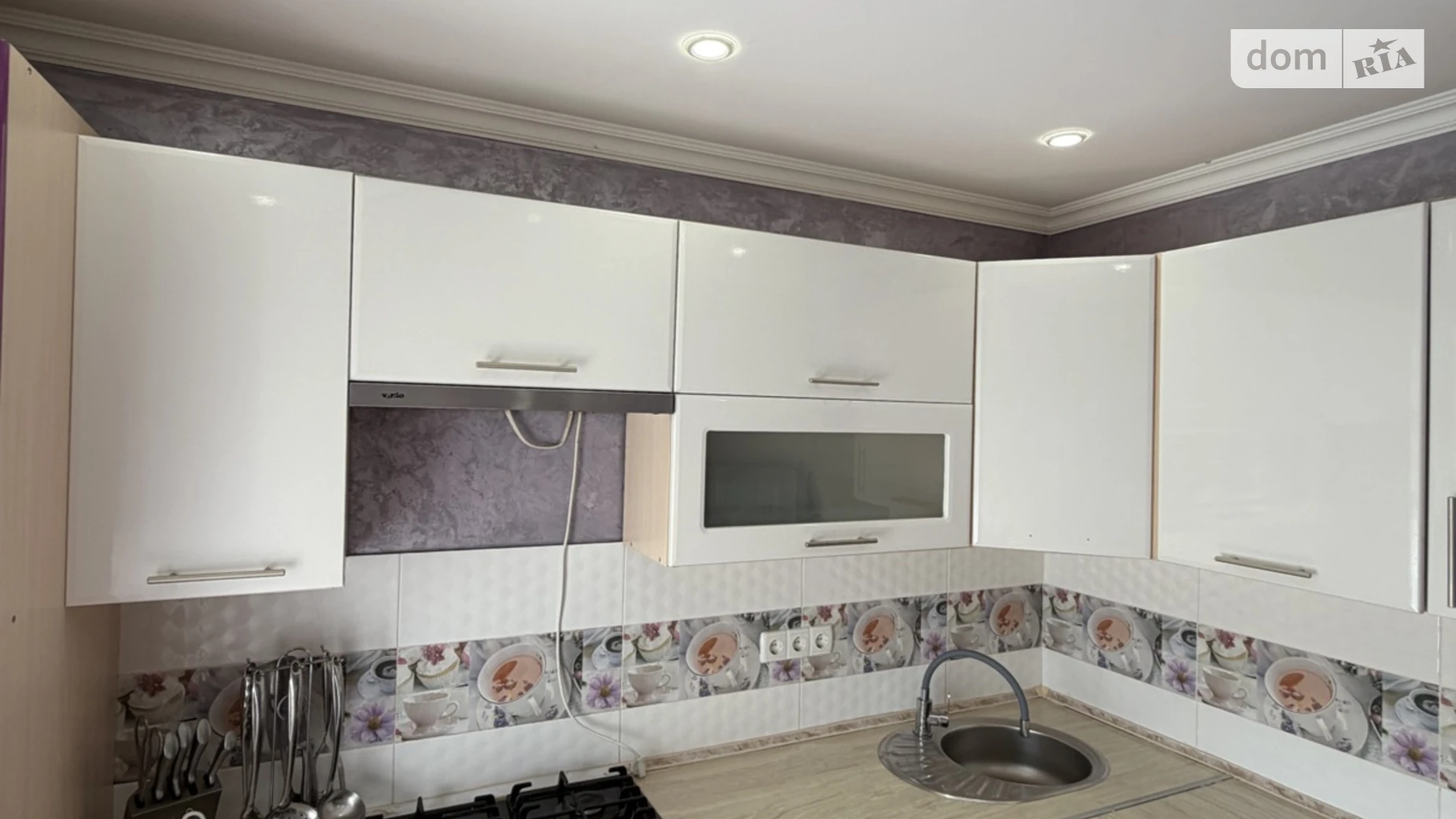 Продается 2-комнатная квартира 56 кв. м в Черновцах, ул. Алма-Атынская, 3А - фото 4