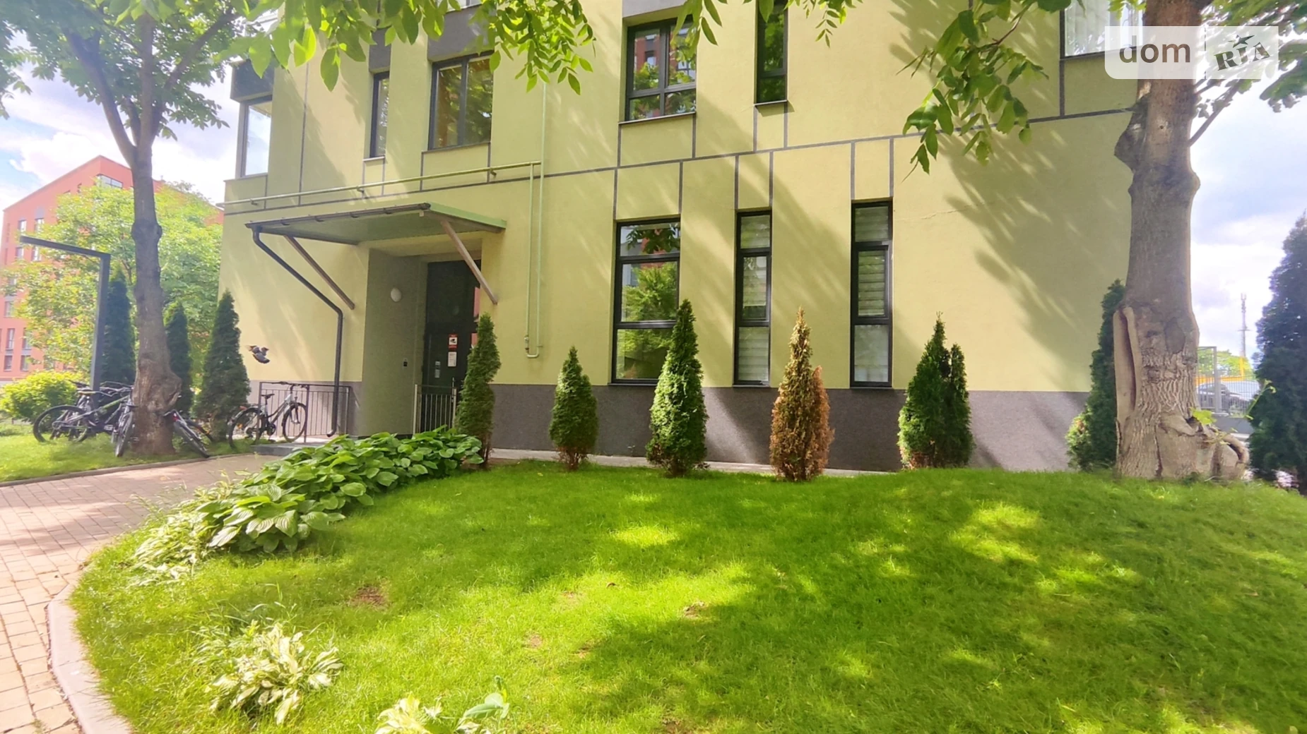 Продається 3-кімнатна квартира 148.1 кв. м у Рівному, вул. Захисників Маріуполя(Костромська), 85 - фото 4