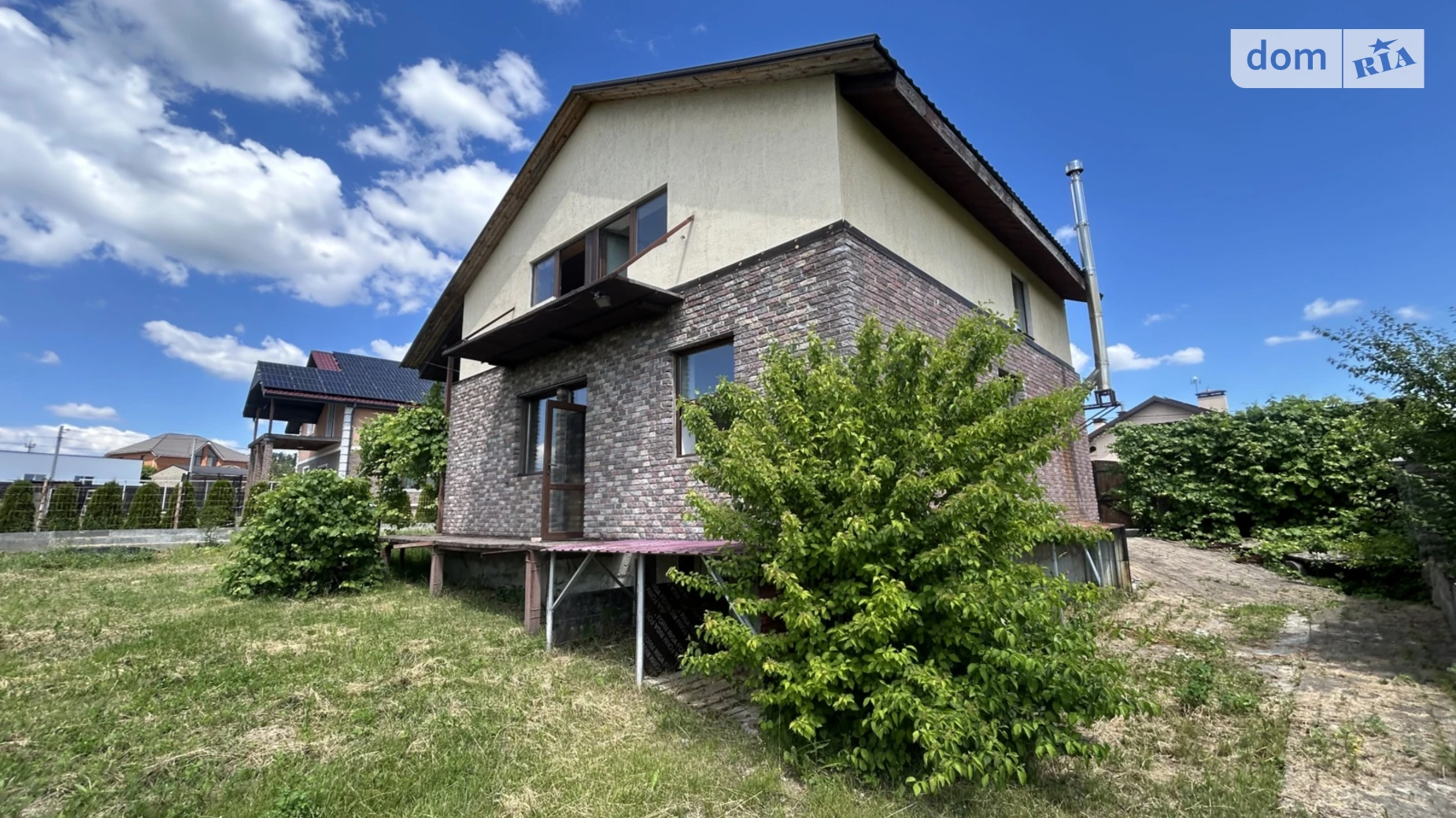 Продается дом на 2 этажа 160 кв. м с бассейном, цена: 180000 $ - фото 3