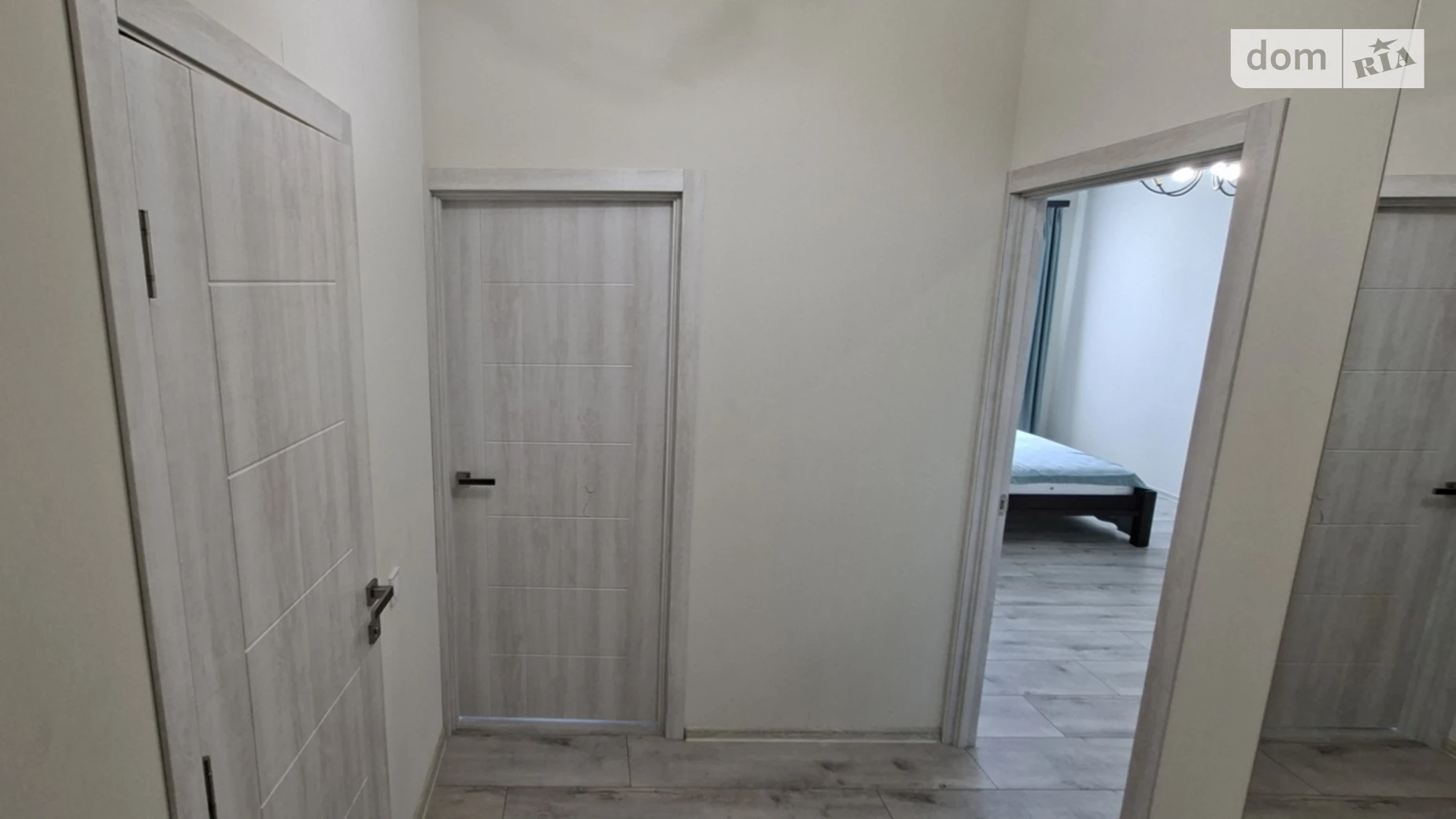 Продается 1-комнатная квартира 49 кв. м в Харькове, ул. Рогатинская Левада, 22 - фото 2