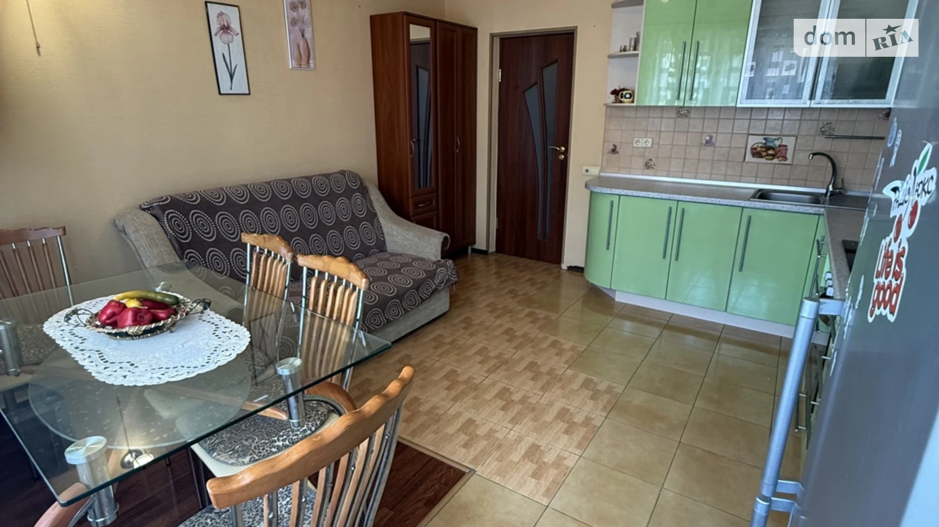 Продается 1-комнатная квартира 49.9 кв. м в Черноморске, цена: 60000 $ - фото 3