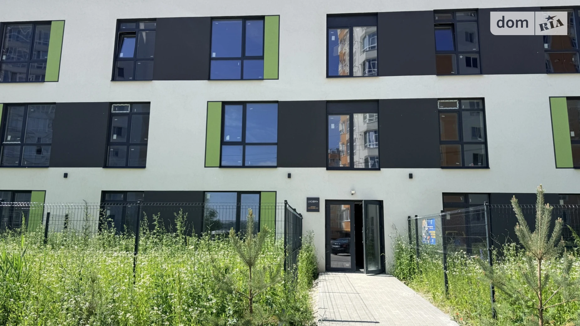 Продается 1-комнатная квартира 46 кв. м в Хмельницком, ул. Августовская, 9 - фото 2