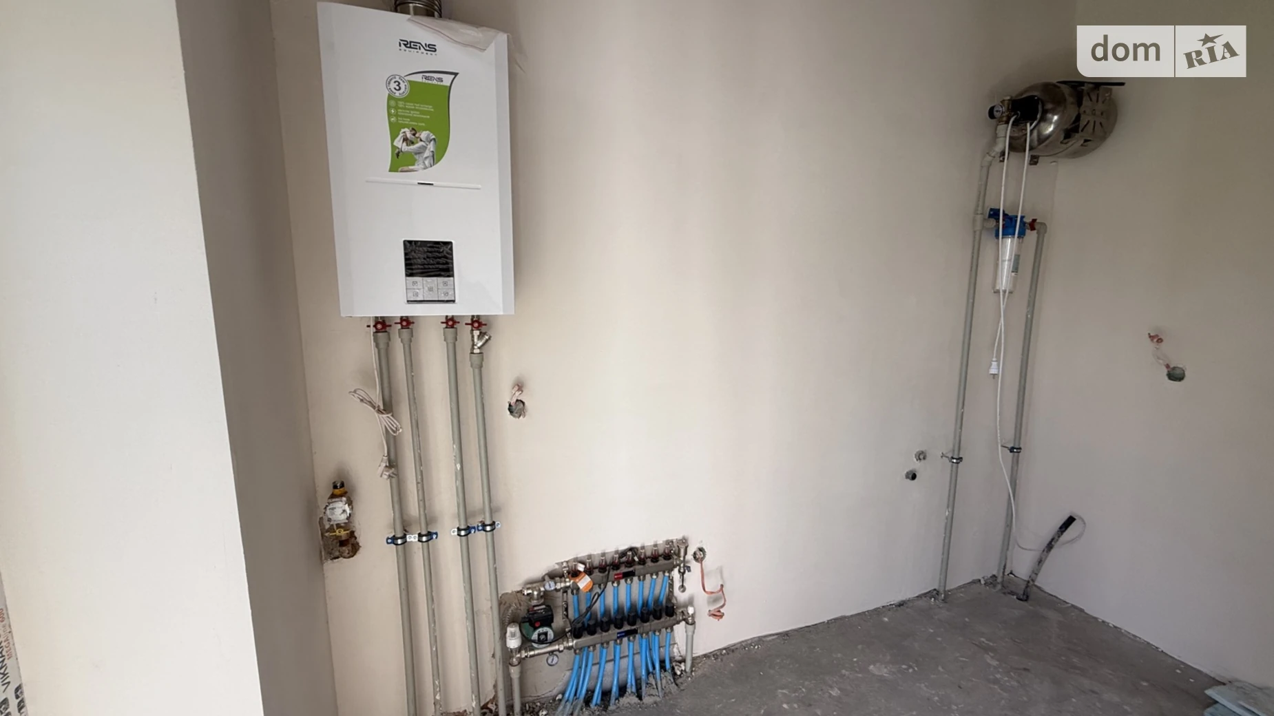 Продается дом на 2 этажа 120 кв. м с гаражом, цена: 138500 $ - фото 2