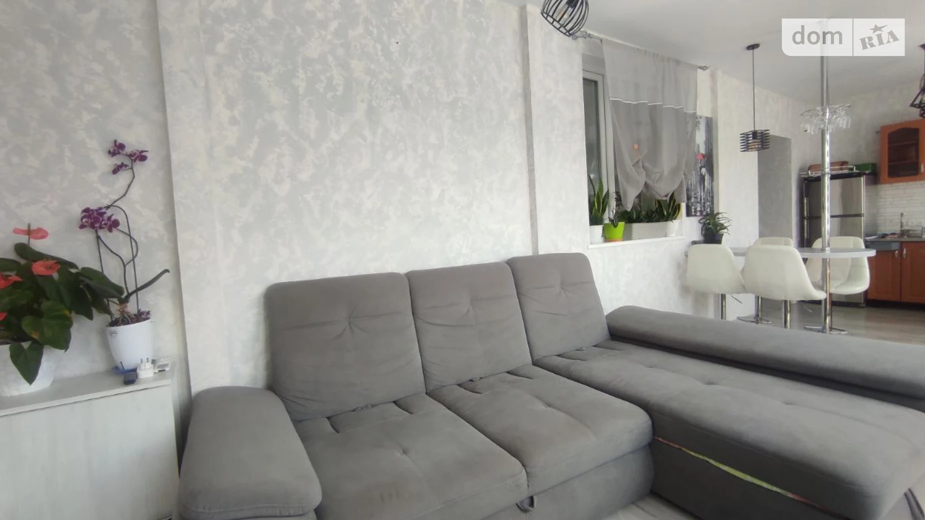 Продается 2-комнатная квартира 72.9 кв. м в Жмеринке, ул. Соборная(Ленина), 70 - фото 2