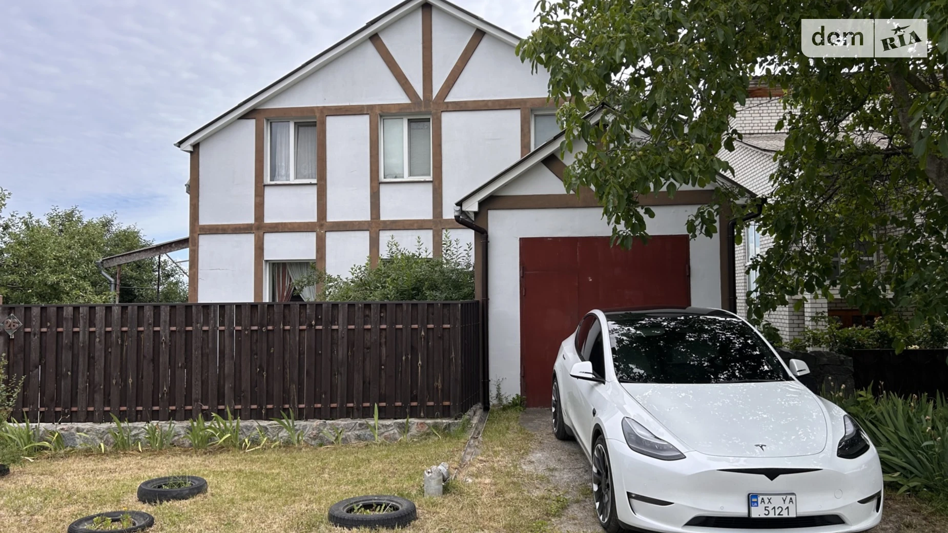 Продается дом на 2 этажа 255 кв. м с балконом, цена: 180000 $ - фото 2