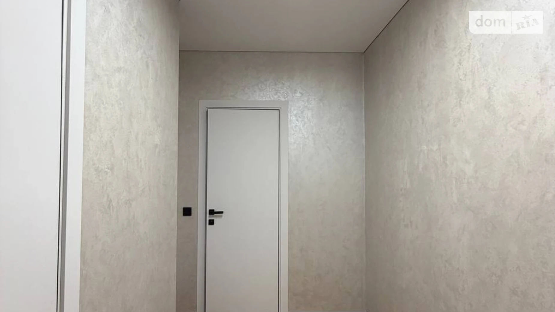 Продается 1-комнатная квартира 54 кв. м в Ивано-Франковске, ул. Мира, 100 - фото 4
