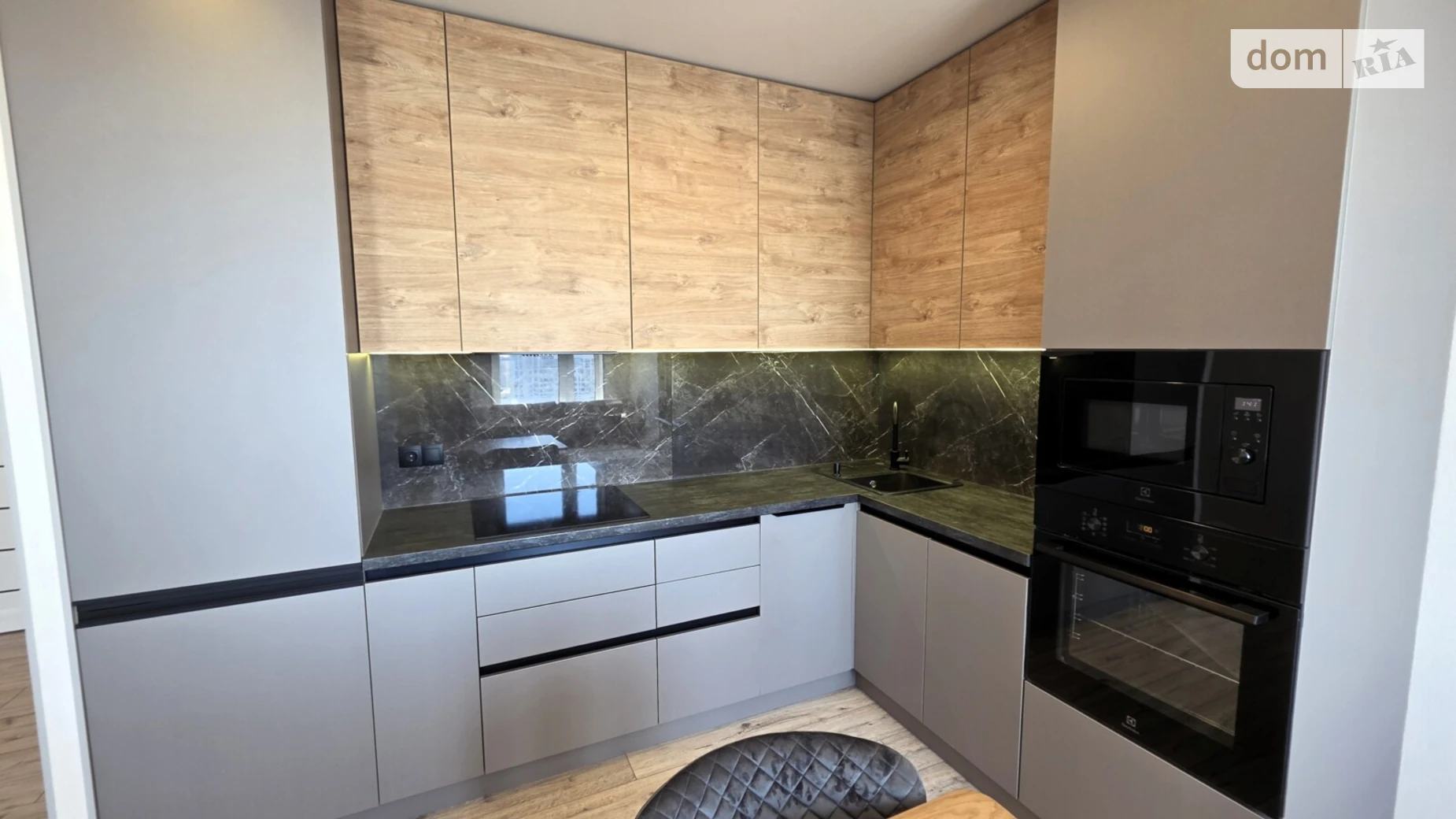 Продается 2-комнатная квартира 70 кв. м в Киеве, наб. Днепровская, 20А - фото 3