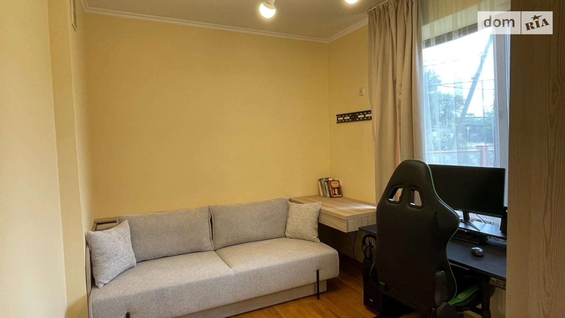 Продается дом на 3 этажа 220 кв. м с террасой, цена: 230000 $ - фото 5