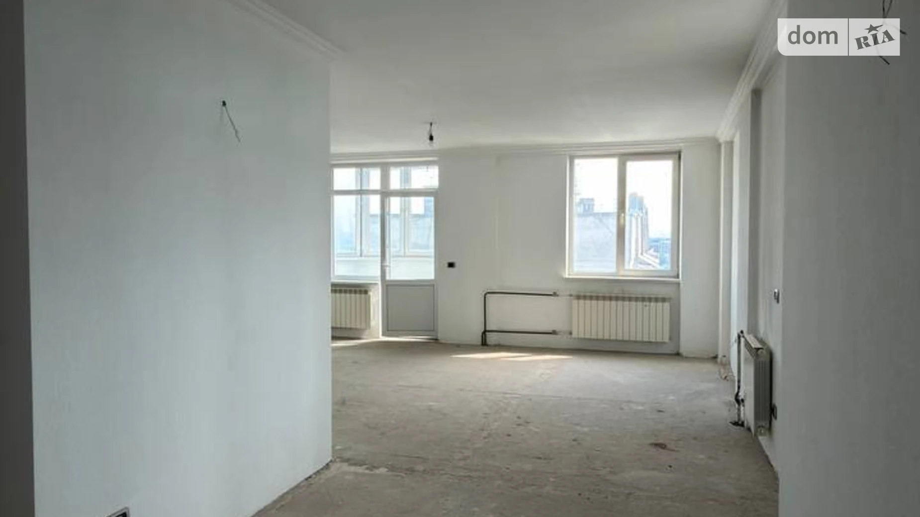 Продается 2-комнатная квартира 112 кв. м в Черновцах, ул. Героев Майдана, 53 - фото 3
