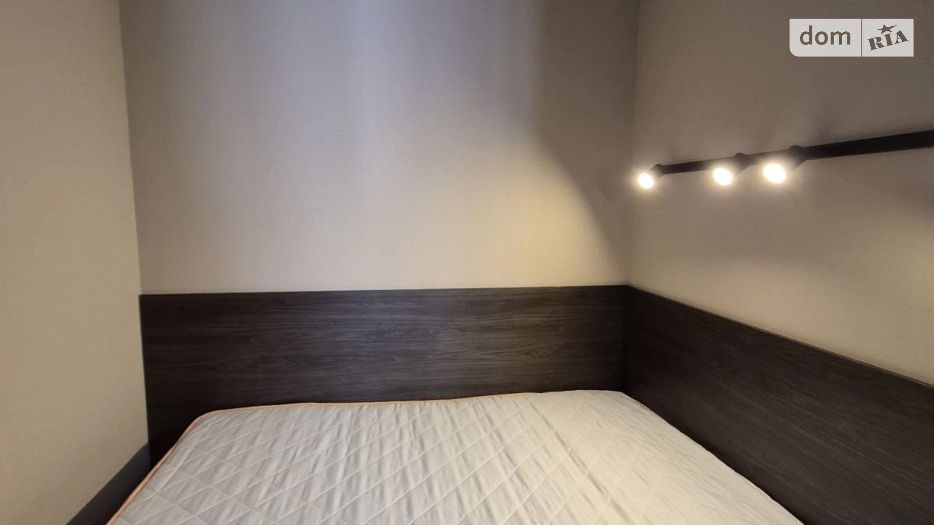 Продается 1-комнатная квартира 39 кв. м в Днепре, пер. Фестивальный - фото 2