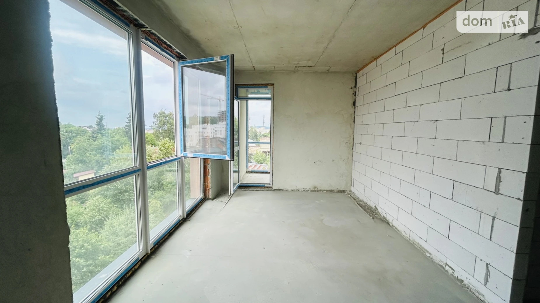 Продается 2-комнатная квартира 61 кв. м в Львове, ул. Камышовая, 11 - фото 3