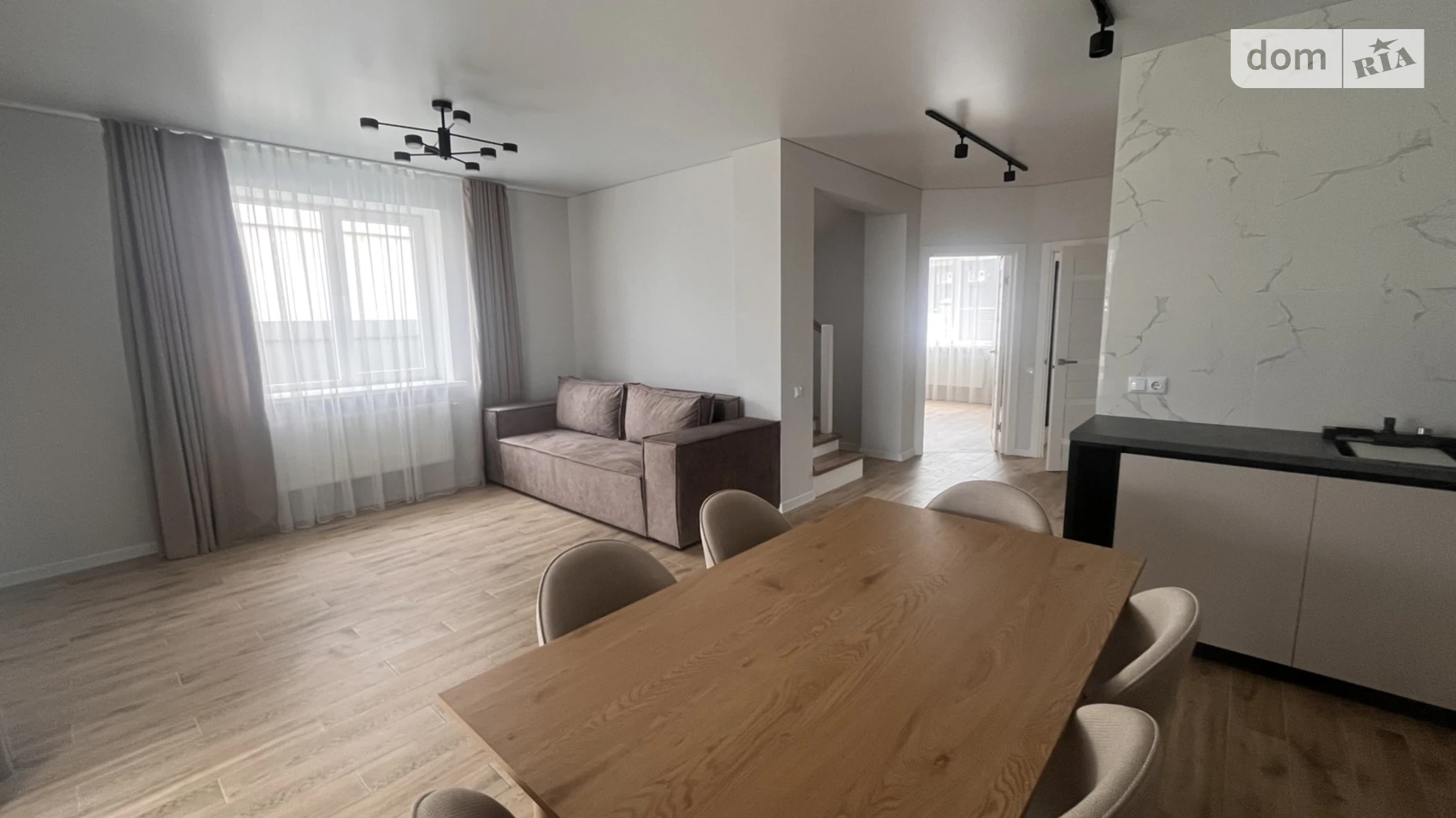 Продается дом на 2 этажа 120 кв. м с камином, цена: 190000 $ - фото 2