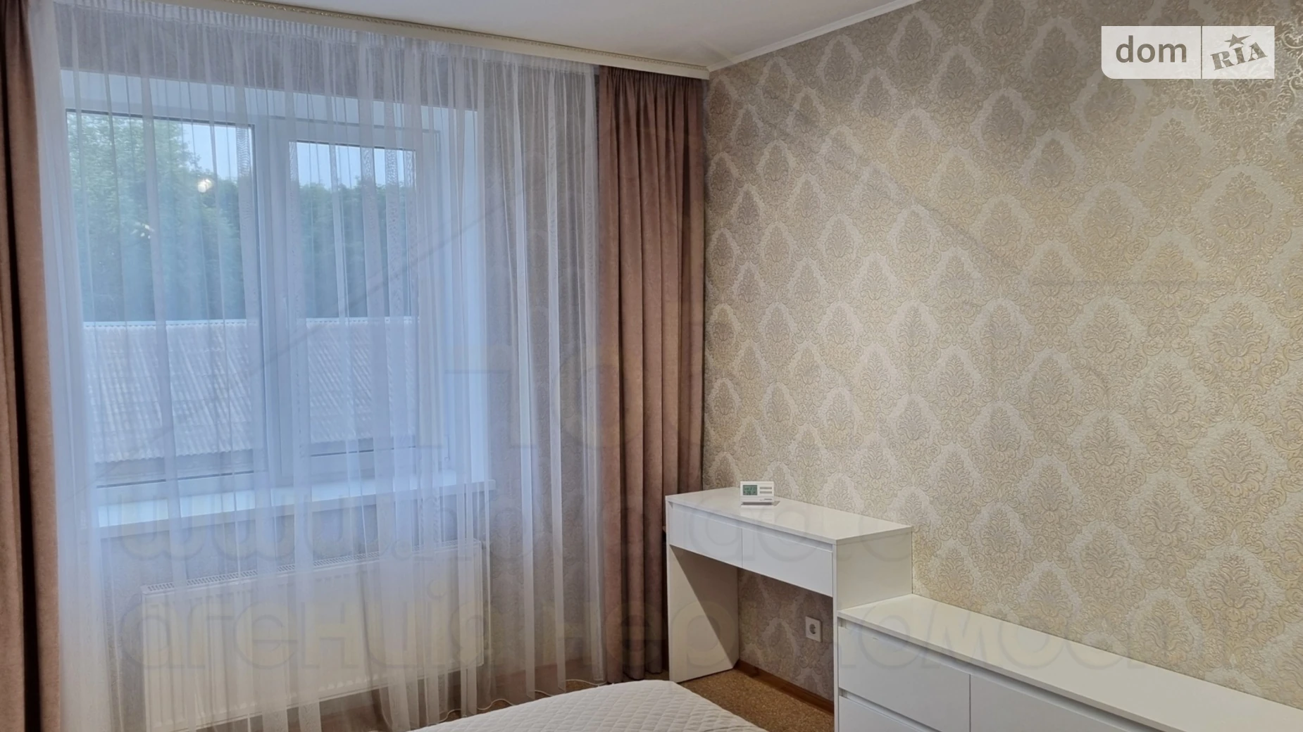 Продается 3-комнатная квартира 78.6 кв. м в Чернигове, цена: 77000 $ - фото 2
