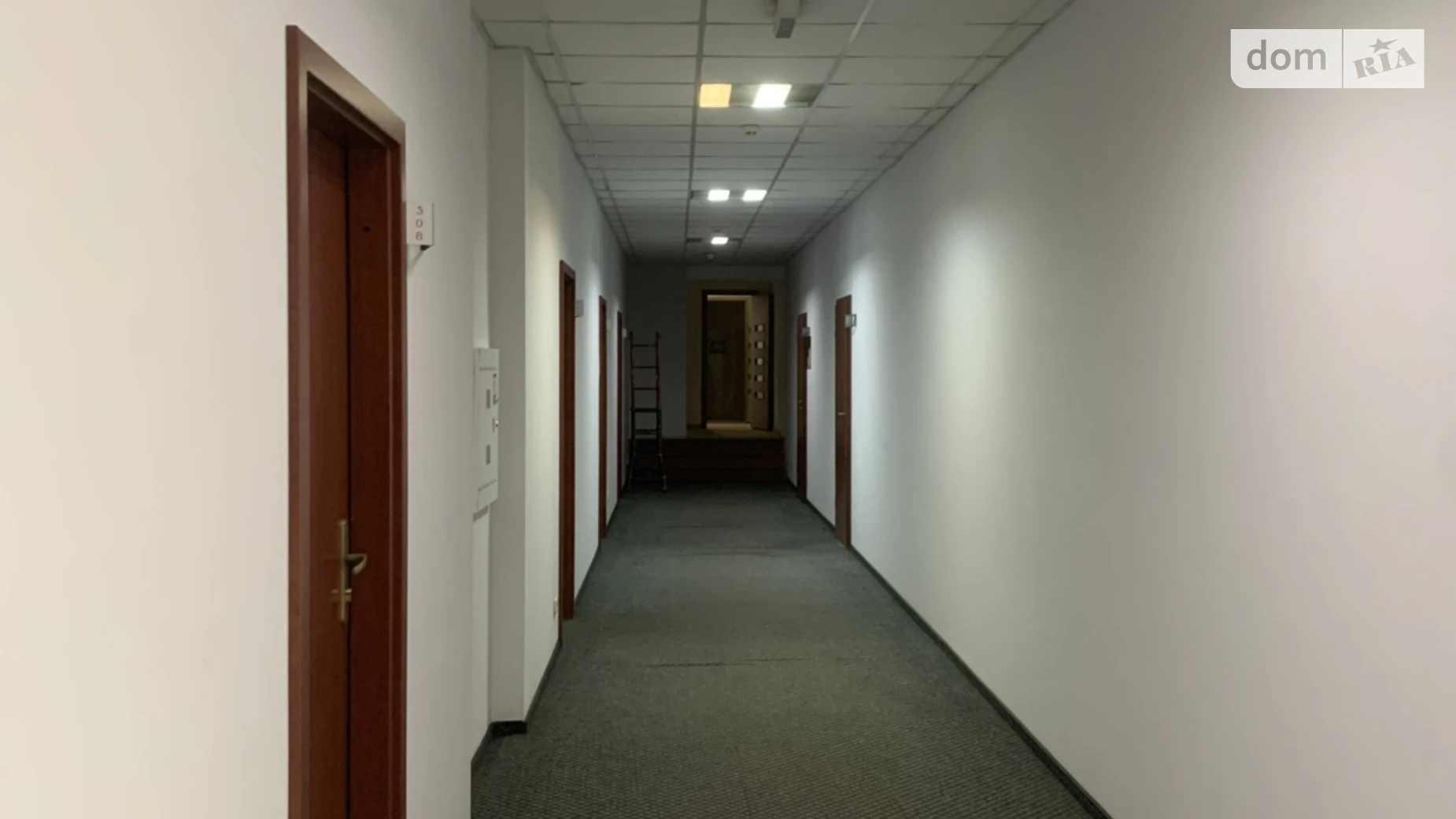 Сдается в аренду офис 15 кв. м в бизнес-центре, цена: 4455 грн - фото 4