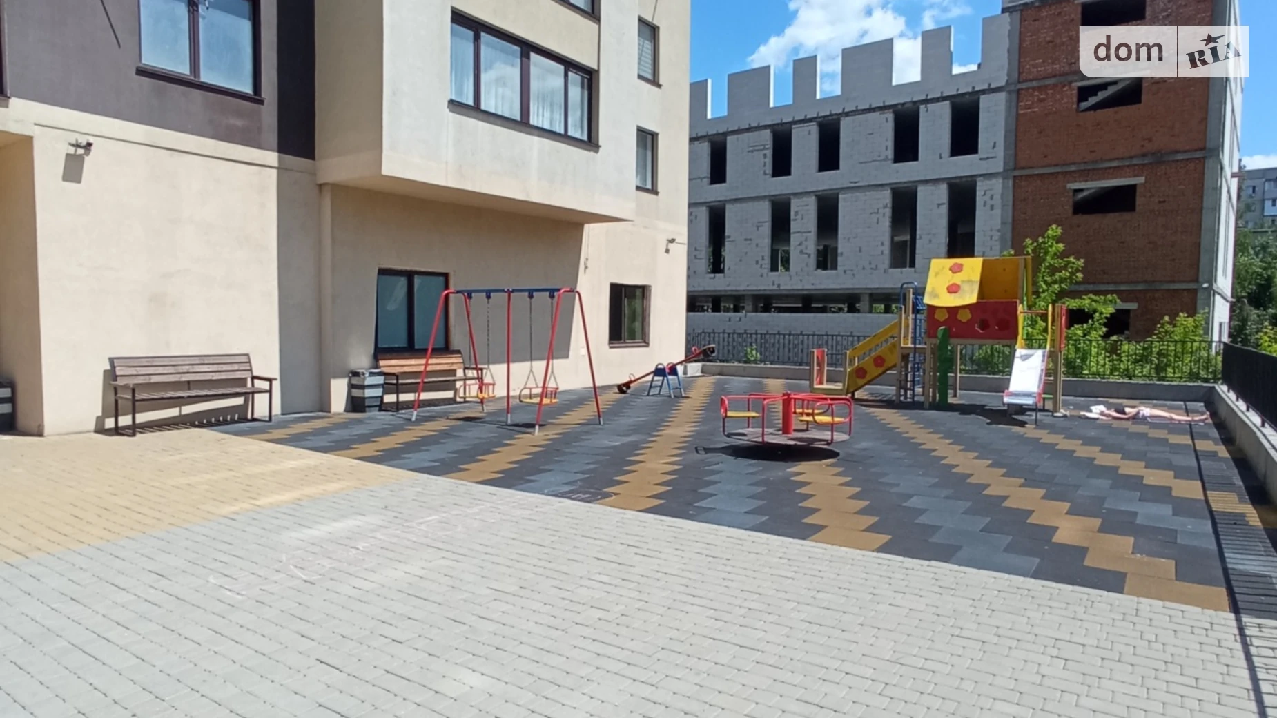 Продается 2-комнатная квартира 76.9 кв. м в Хмельницком, ул. Проскуровского Подполья - фото 2