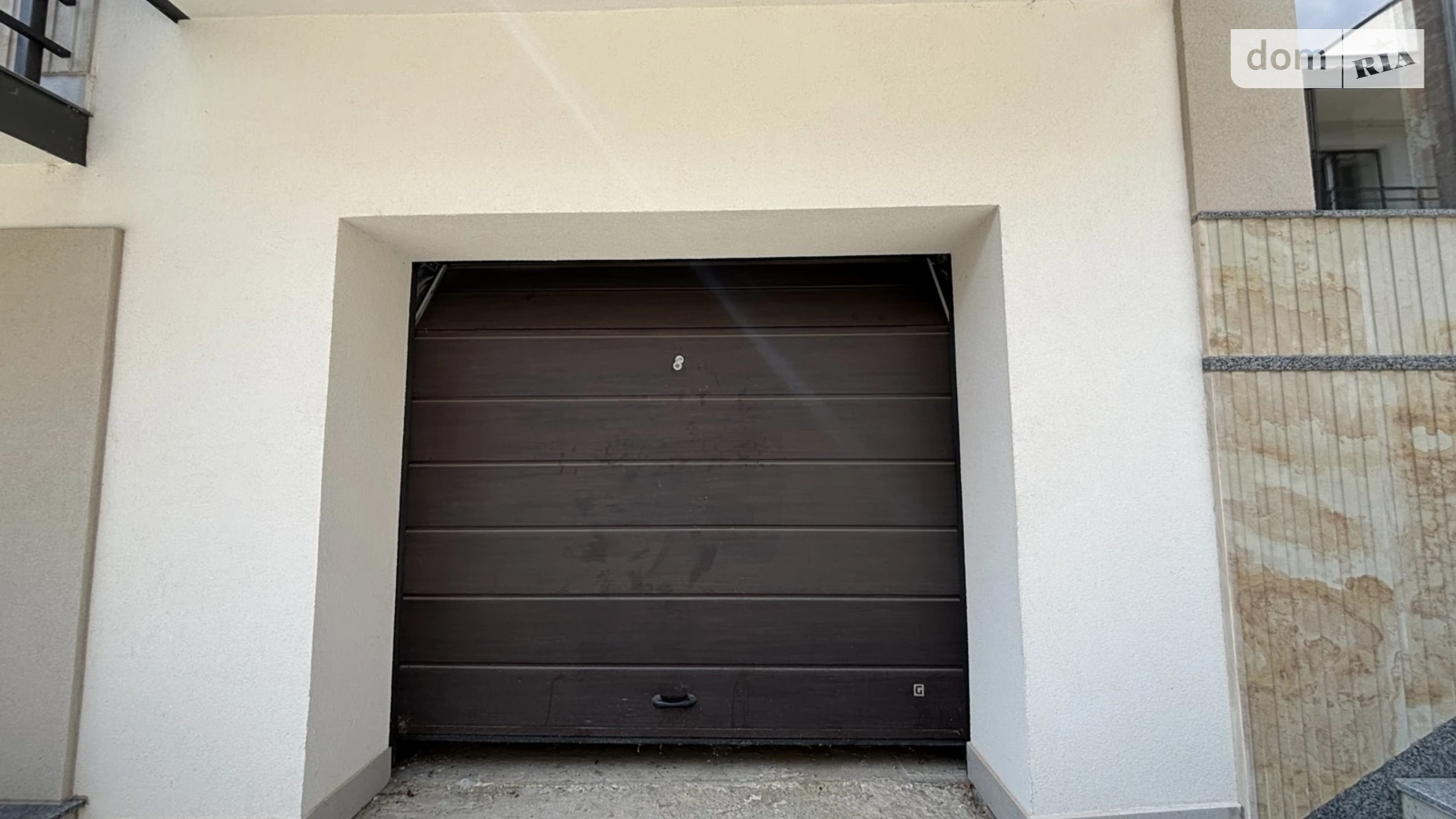 Продается дом на 2 этажа 135 кв. м с гаражом, цена: 163500 $ - фото 3