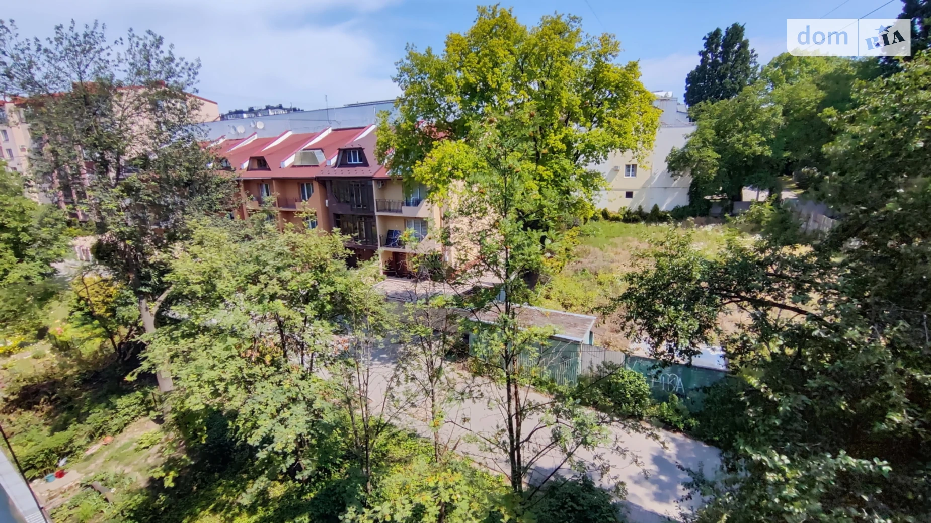 Продается 4-комнатная квартира 92.5 кв. м в Черновцах, просп. Независимости, 90Г - фото 4