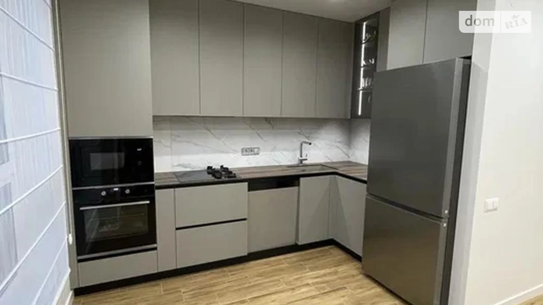 Продается 2-комнатная квартира 79 кв. м в Львове, ул. Бойковская, 1 - фото 2