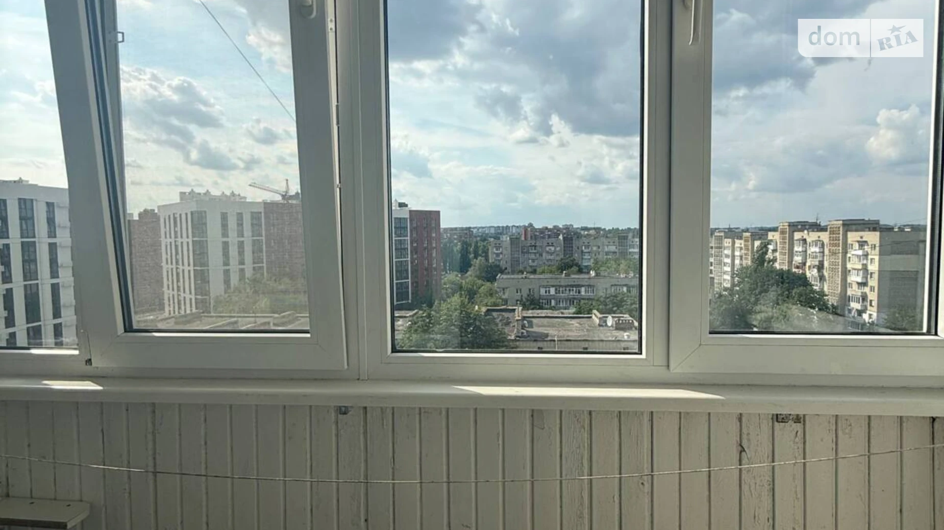 Продается 3-комнатная квартира 71.3 кв. м в Ровно, ул. Соборная, 207 - фото 4