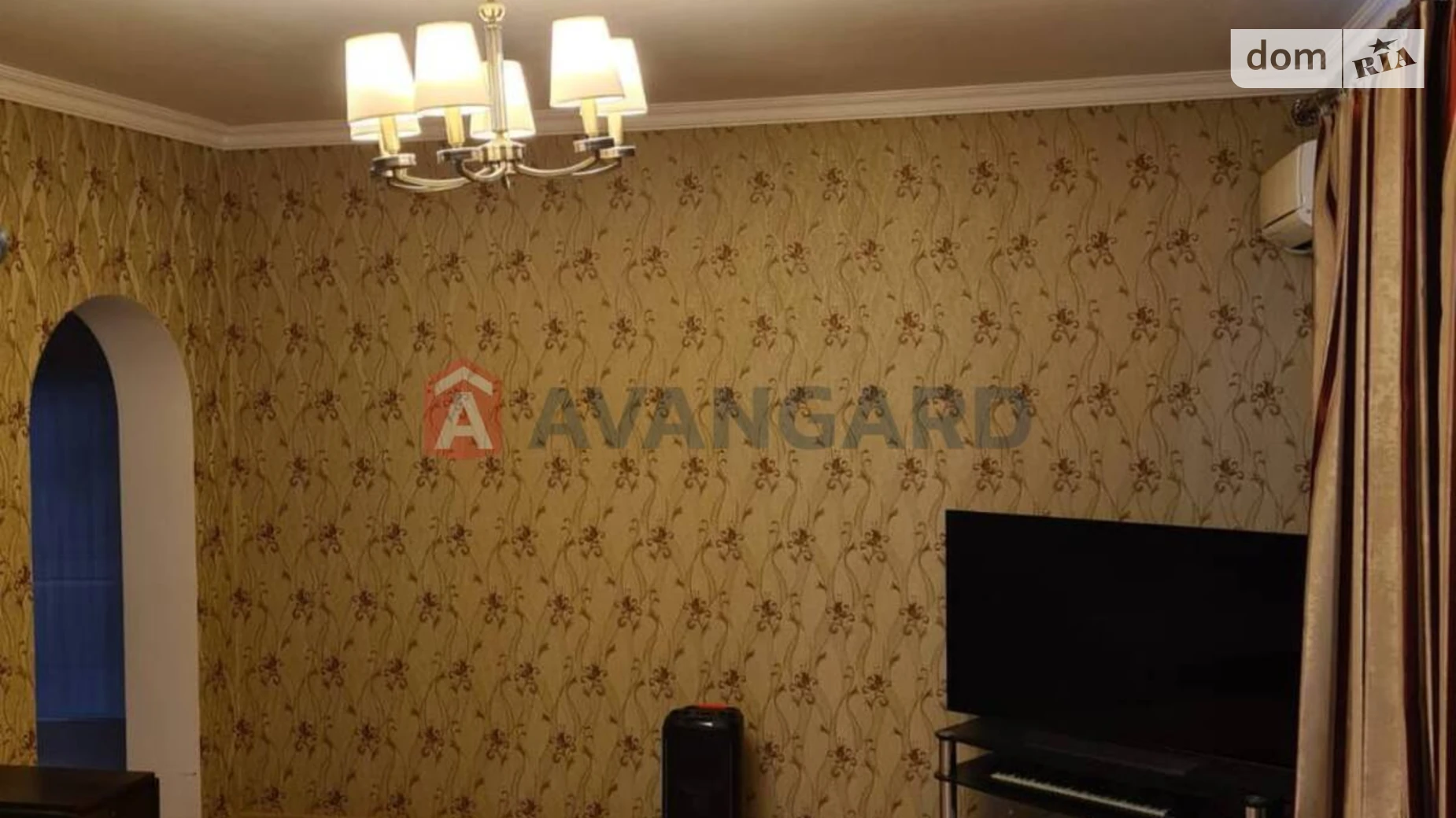 Продается одноэтажный дом 110 кв. м с гаражом, цена: 36000 $ - фото 4
