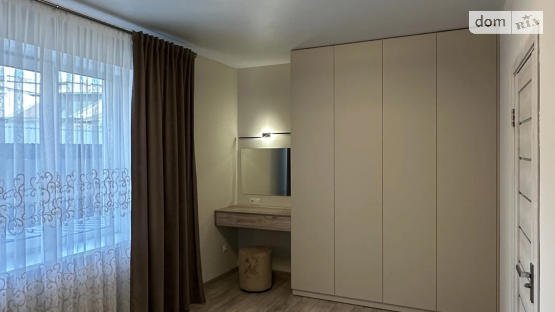 Продается 1-комнатная квартира 28.4 кв. м в Ровно, ул. Дворецкая, 38А - фото 2