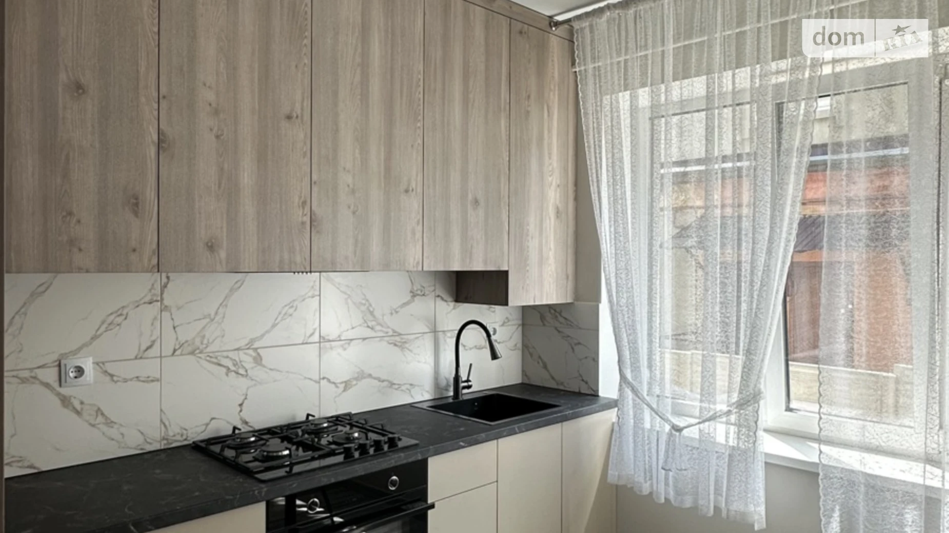 Продается 1-комнатная квартира 28.4 кв. м в Ровно, ул. Дворецкая, 38А - фото 4