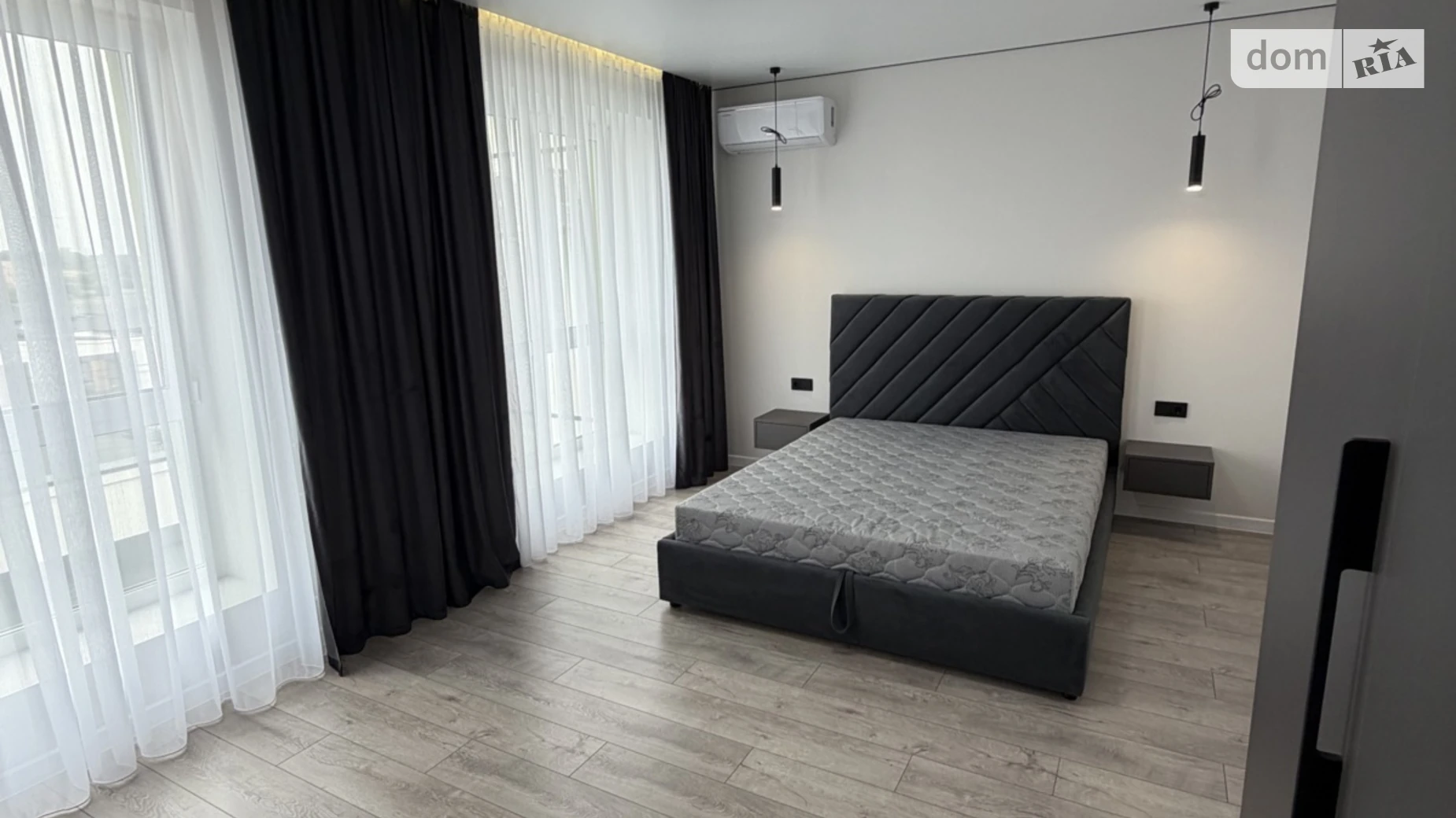 Продается 1-комнатная квартира 47 кв. м в Ровно, мас. Чаривный, 18 - фото 4