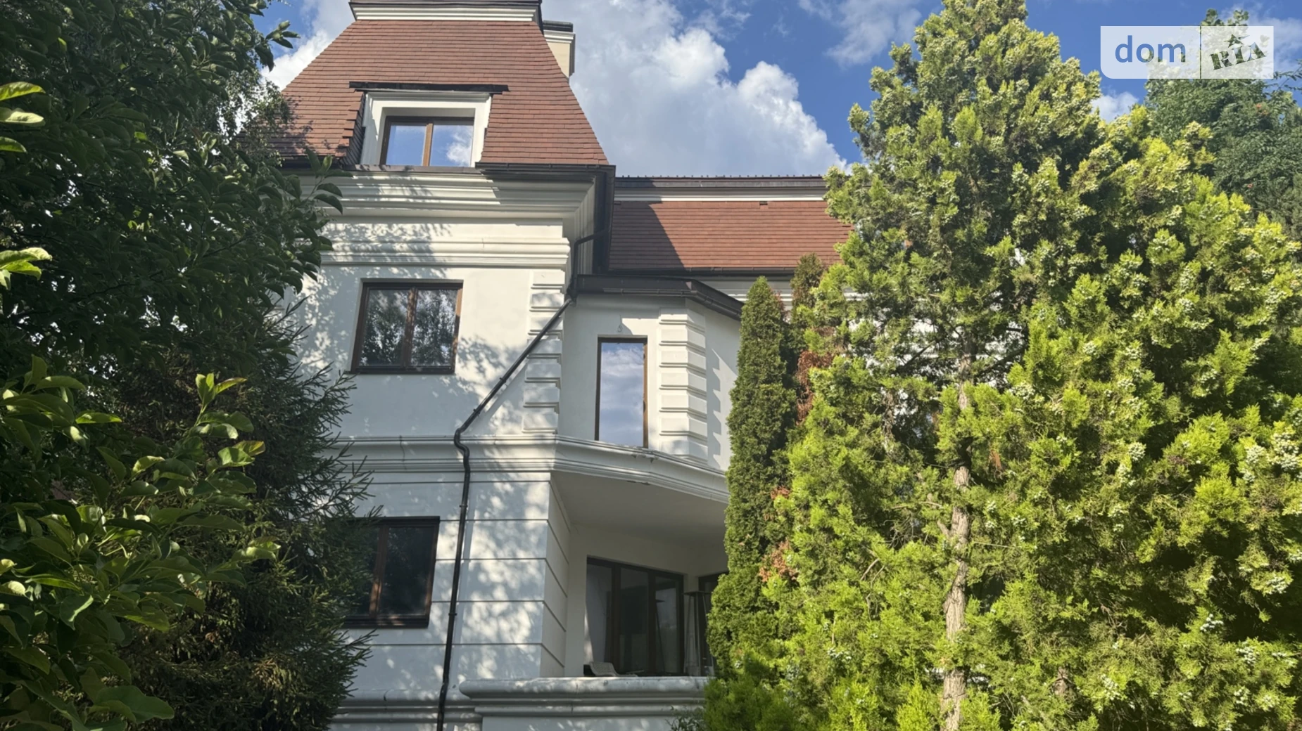 Продается дом на 3 этажа 550 кв. м с подвалом, цена: 750000 $ - фото 2