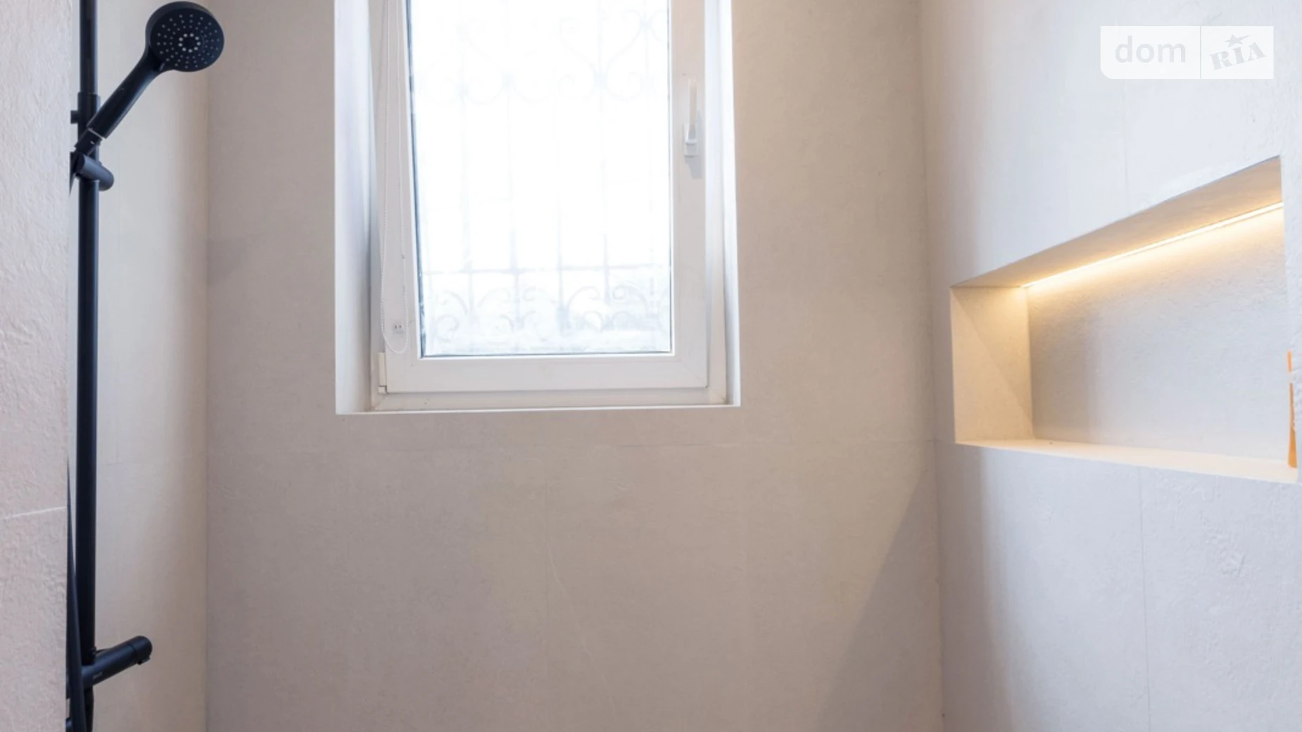 Сдается в аренду дом на 4 этажа 250 кв. м с камином, цена: 1700 $ - фото 5