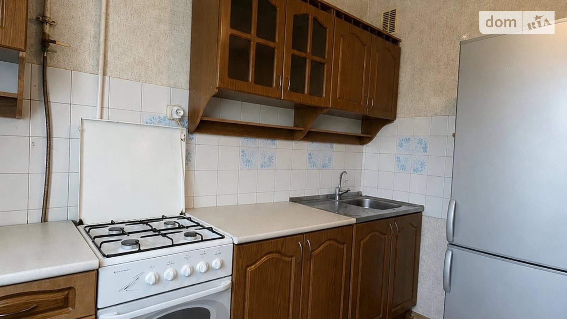 Продается 1-комнатная квартира 35 кв. м в Ровно, ул. Волынской Дивизии, 11Б - фото 2